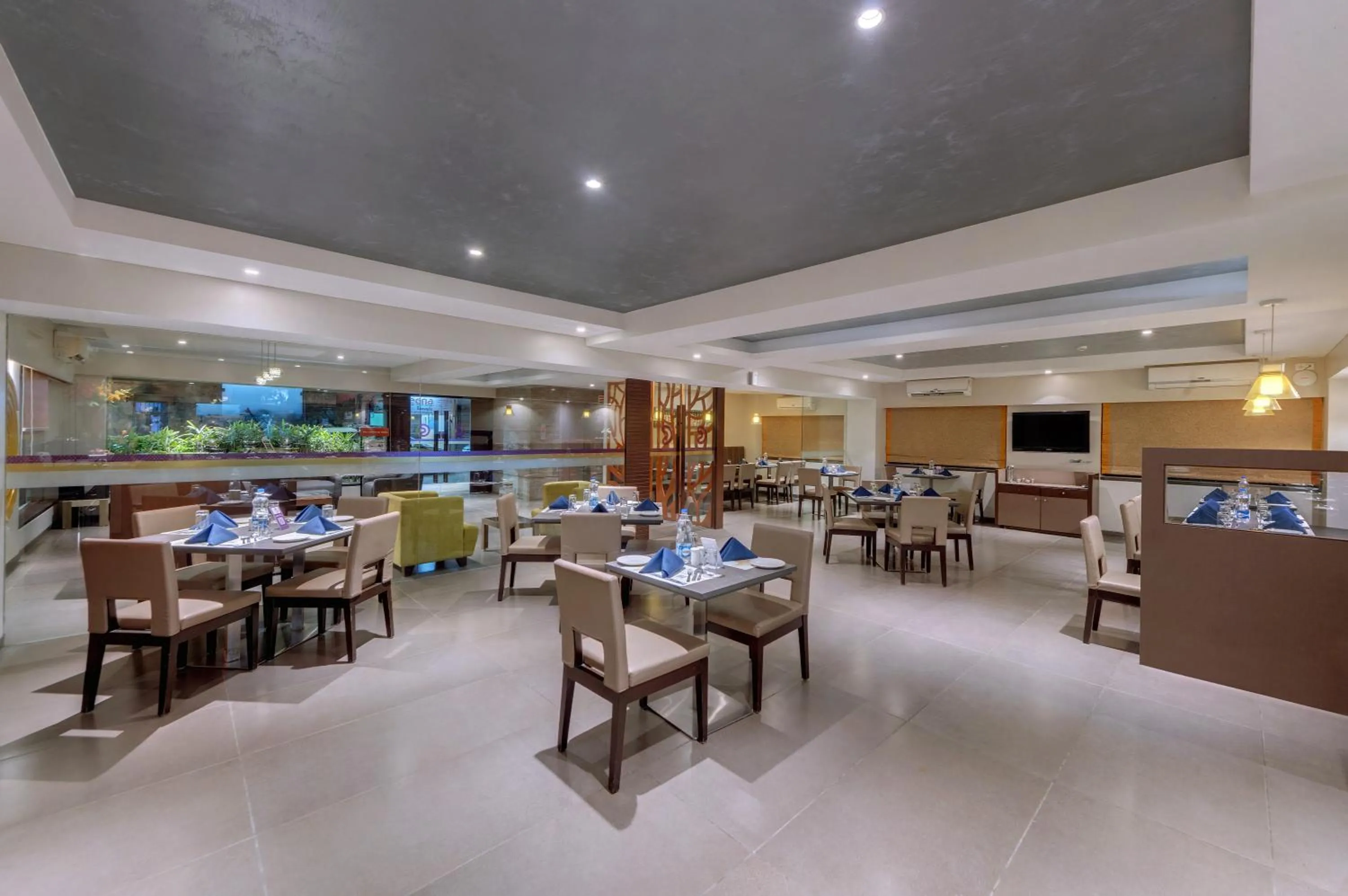 Restaurant/places to eat in Click Hotel Vadodara 4 mins walk for the Railway Station