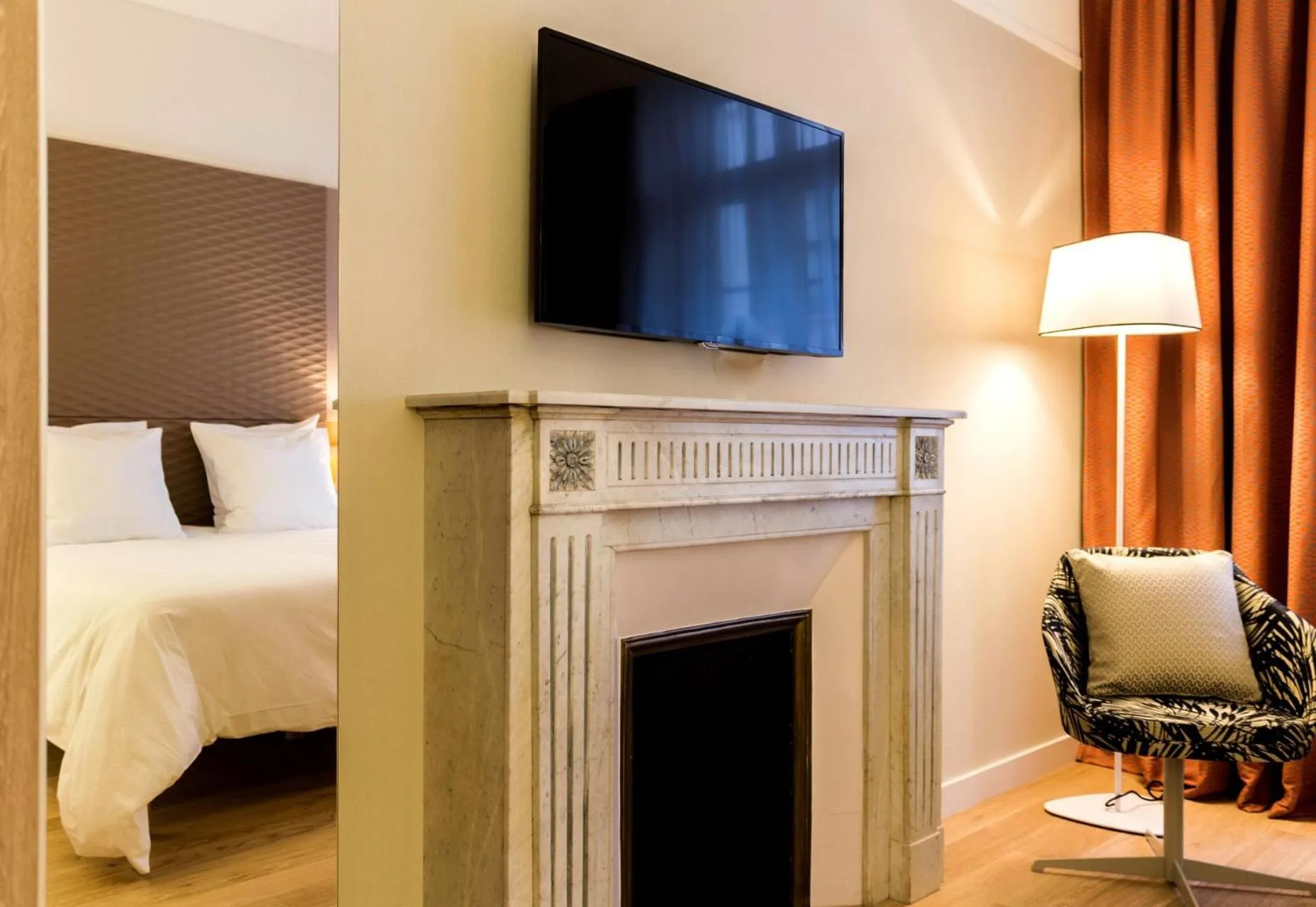 TV and multimedia, Bed in Hôtel Oceania Le Métropole