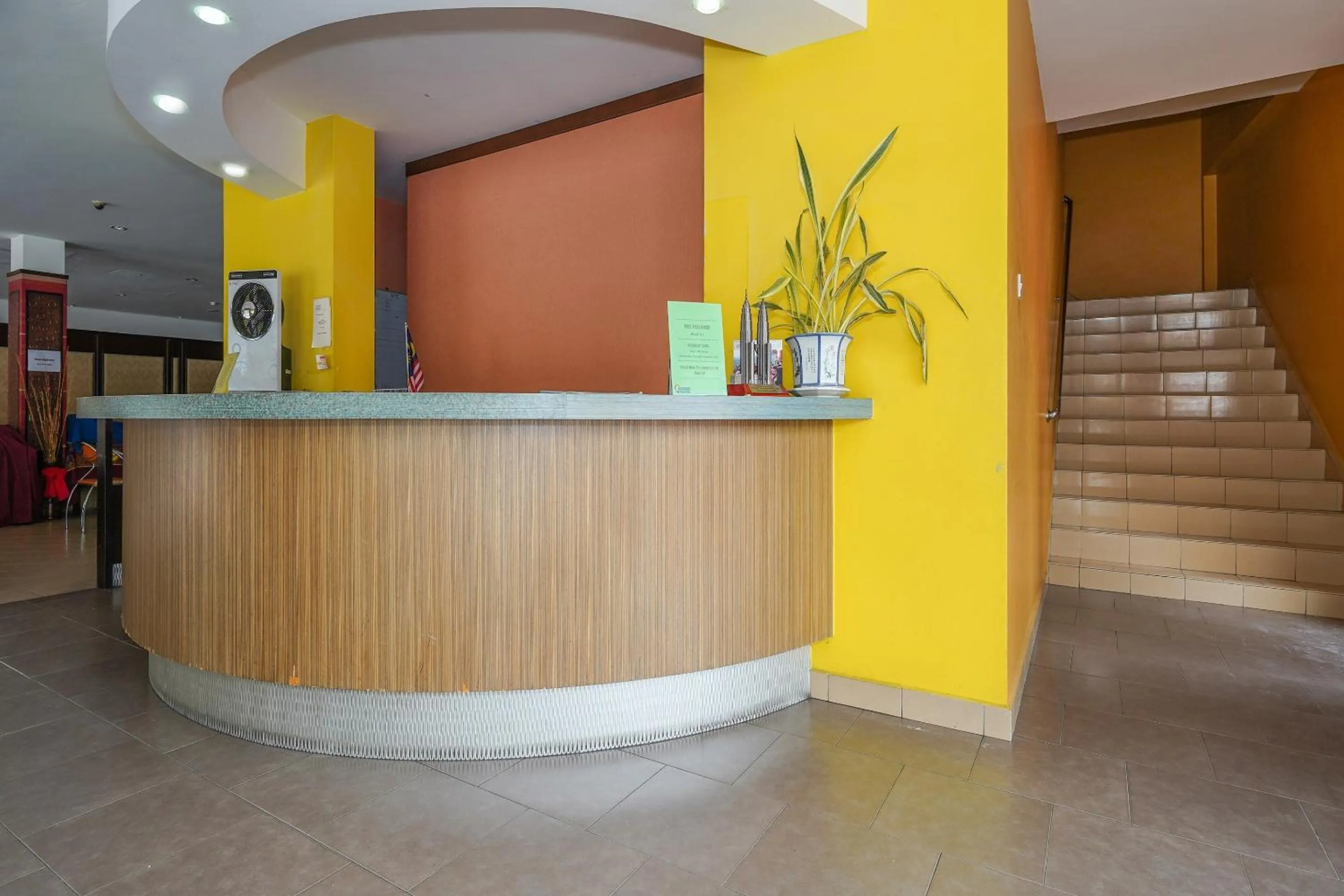 Lobby or reception in Hotel O Hotel Orchard Inn