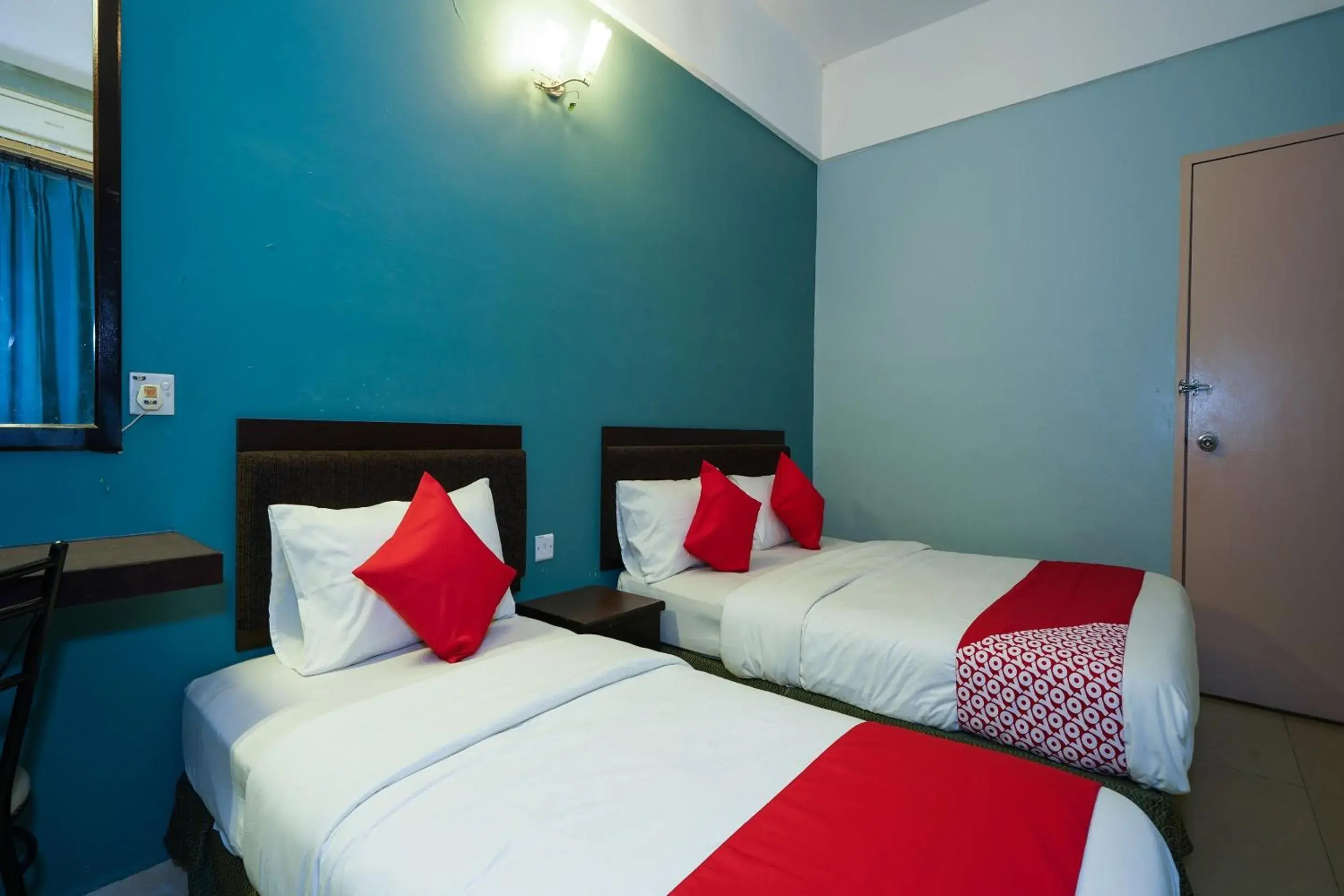 Bedroom, Bed in Hotel O Hotel Orchard Inn Bedroom, Bed in Hotel O Hotel Orchard Inn