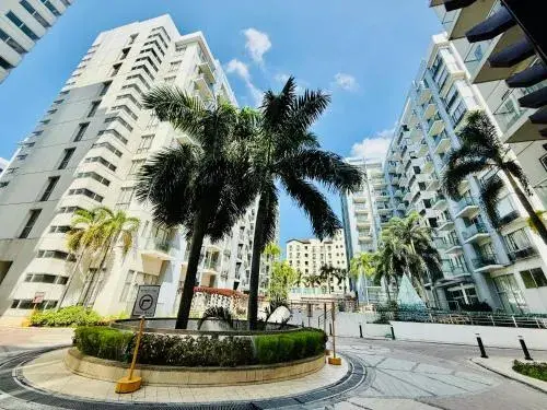 One Palm Tree Villas across NAIA-T3 One Palm Tree Villas across NAIA-T3