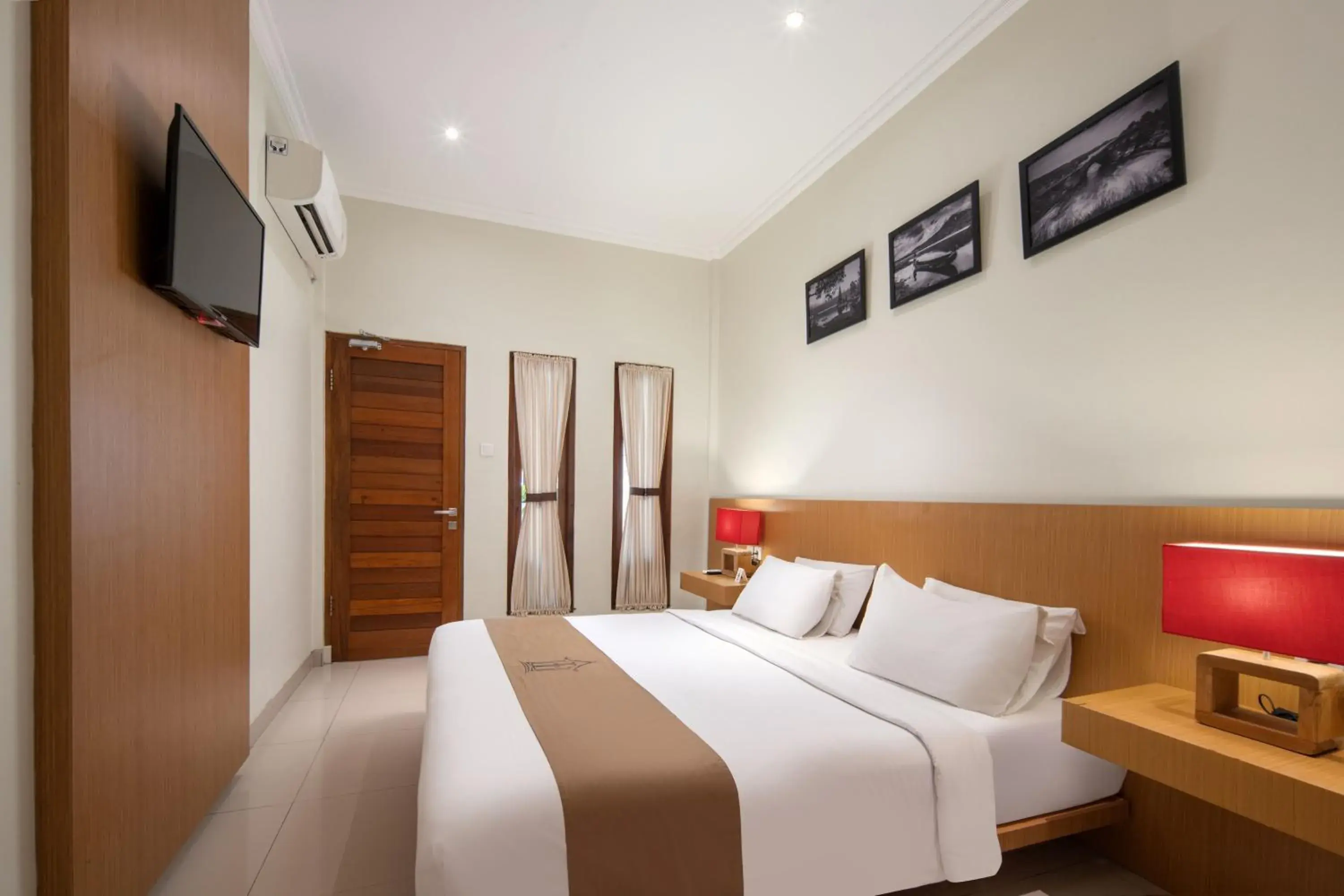 Bed in Angkul Angkul Segara Beach Kuta by Kamara Bed in Angkul Angkul Segara Beach Kuta by Kamara