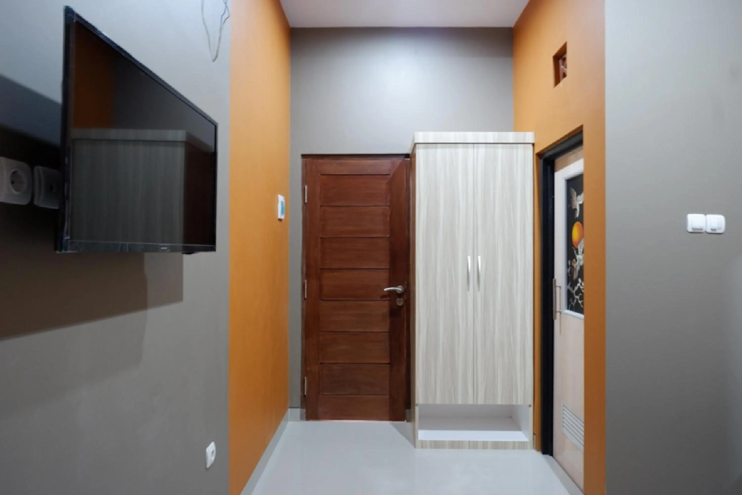 Bedroom in RedDoorz Syariah near Stasiun Tegal