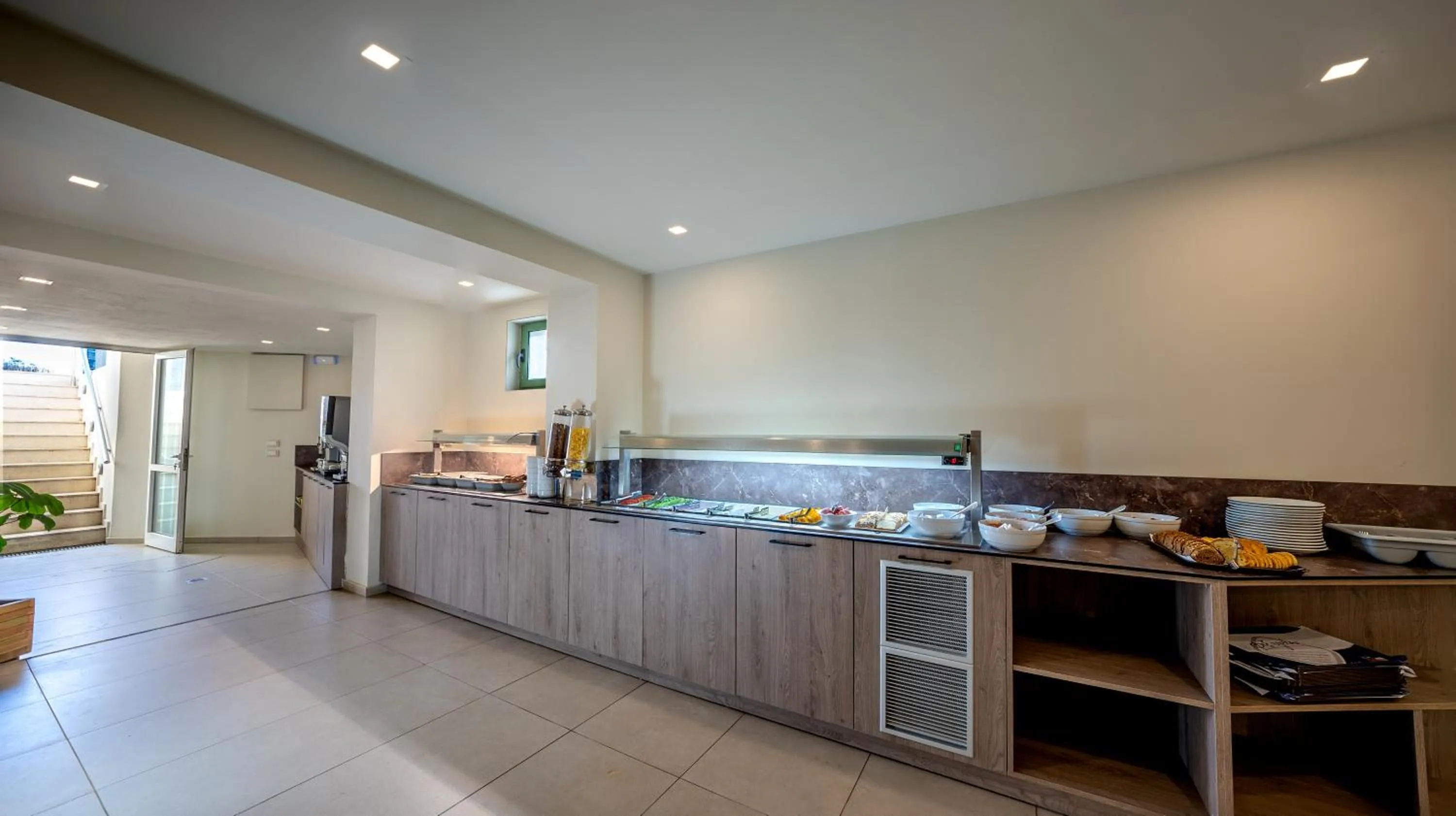 Restaurant/places to eat in Erato Beach Hotel Adults Only by Smile Hotels