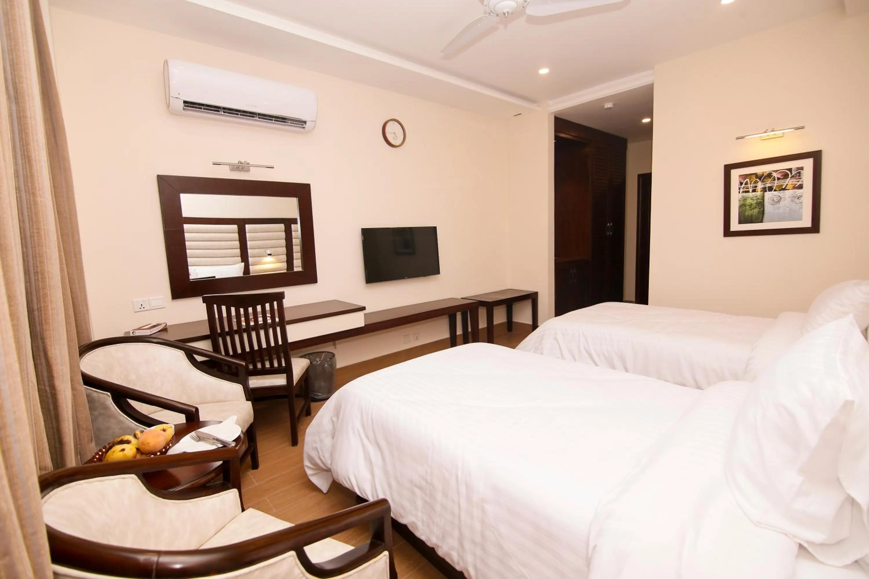 Photo of the whole room, Bed in Hotel One Rahim Yar Khan Club Road