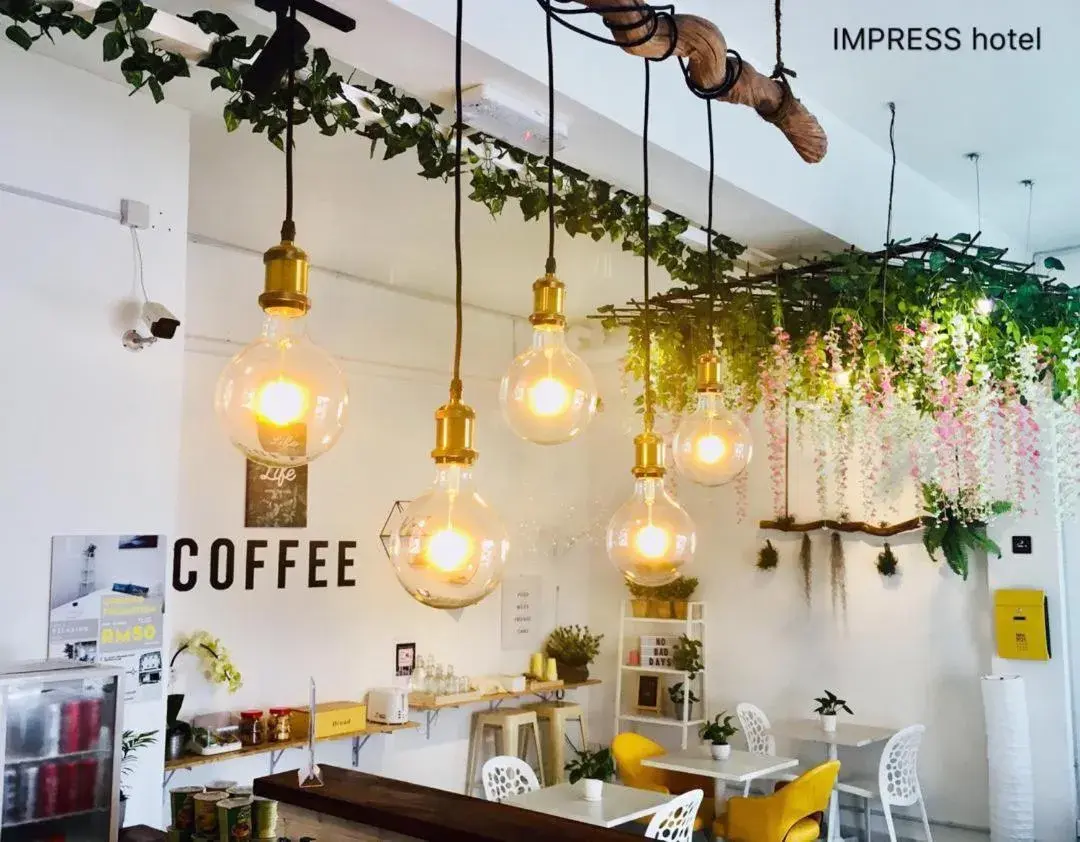 IMPRESS HOTEL IMPRESS HOTEL