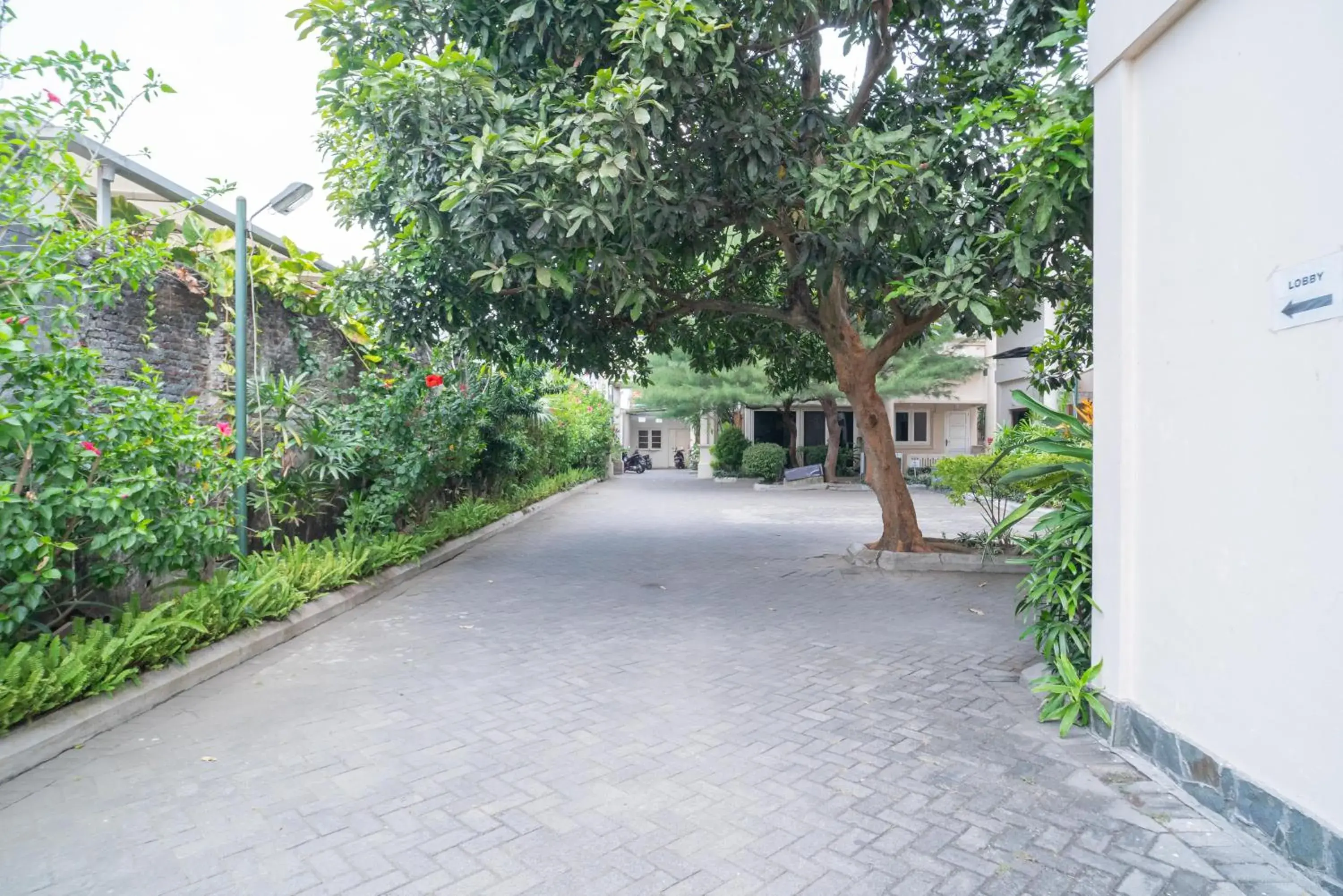 Property building in RedDoorz near Rumah Sakit Baptis Kediri Property building in RedDoorz near Rumah Sakit Baptis Kediri