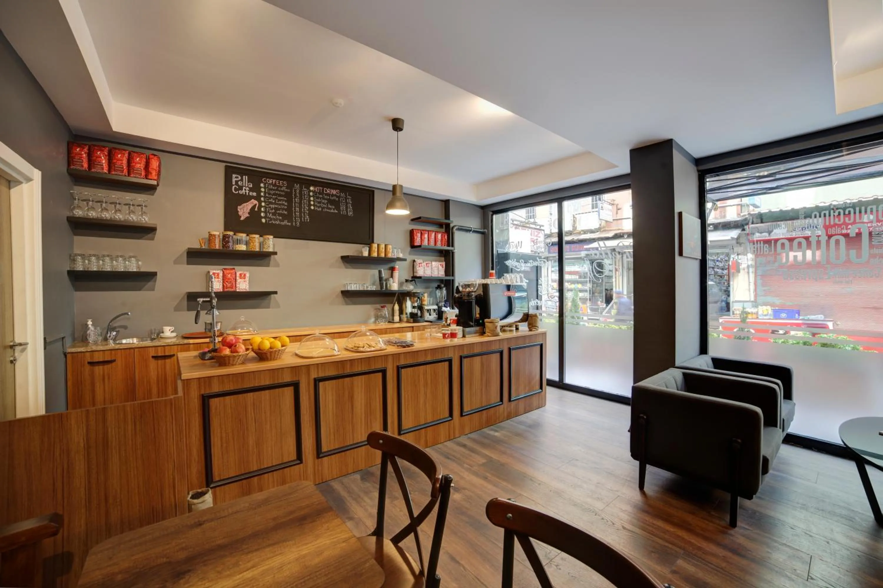 Lounge or bar in Pell Palace Hotel & SPA