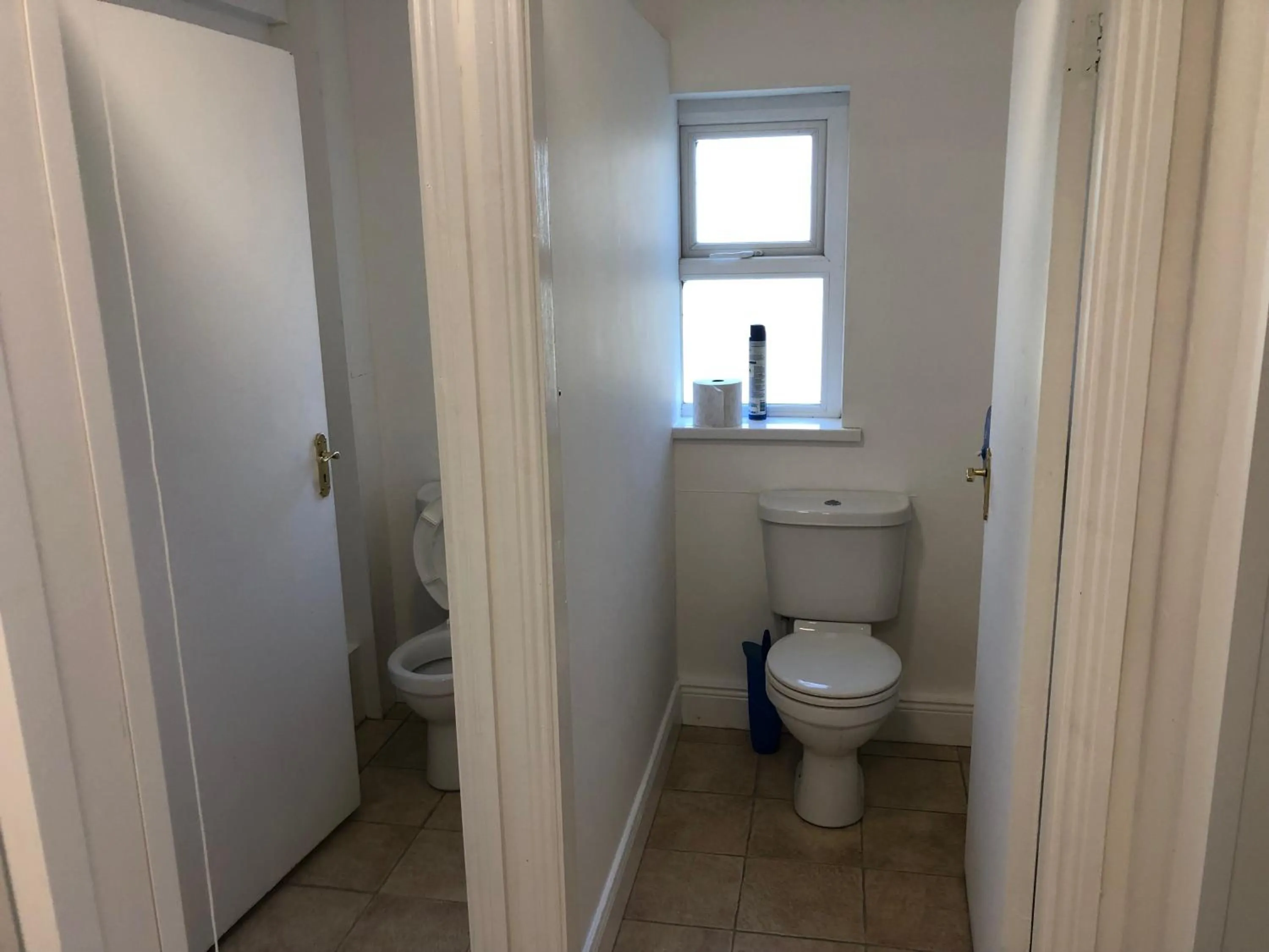 Toilet in Greenway & Copper Coast Hostel