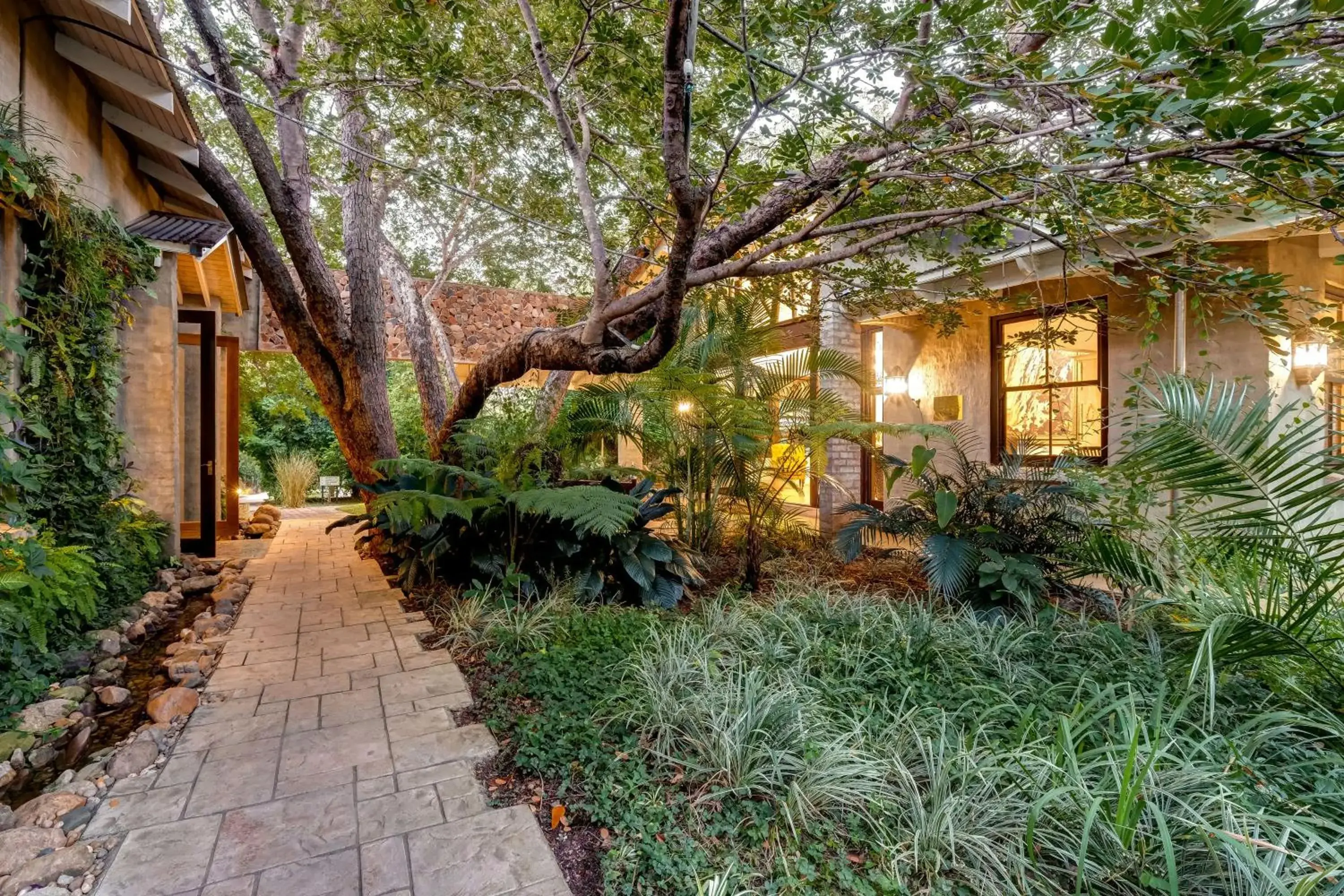 Property building in Mbano Manor Hotel Victoria Falls Property building in Mbano Manor Hotel Victoria Falls