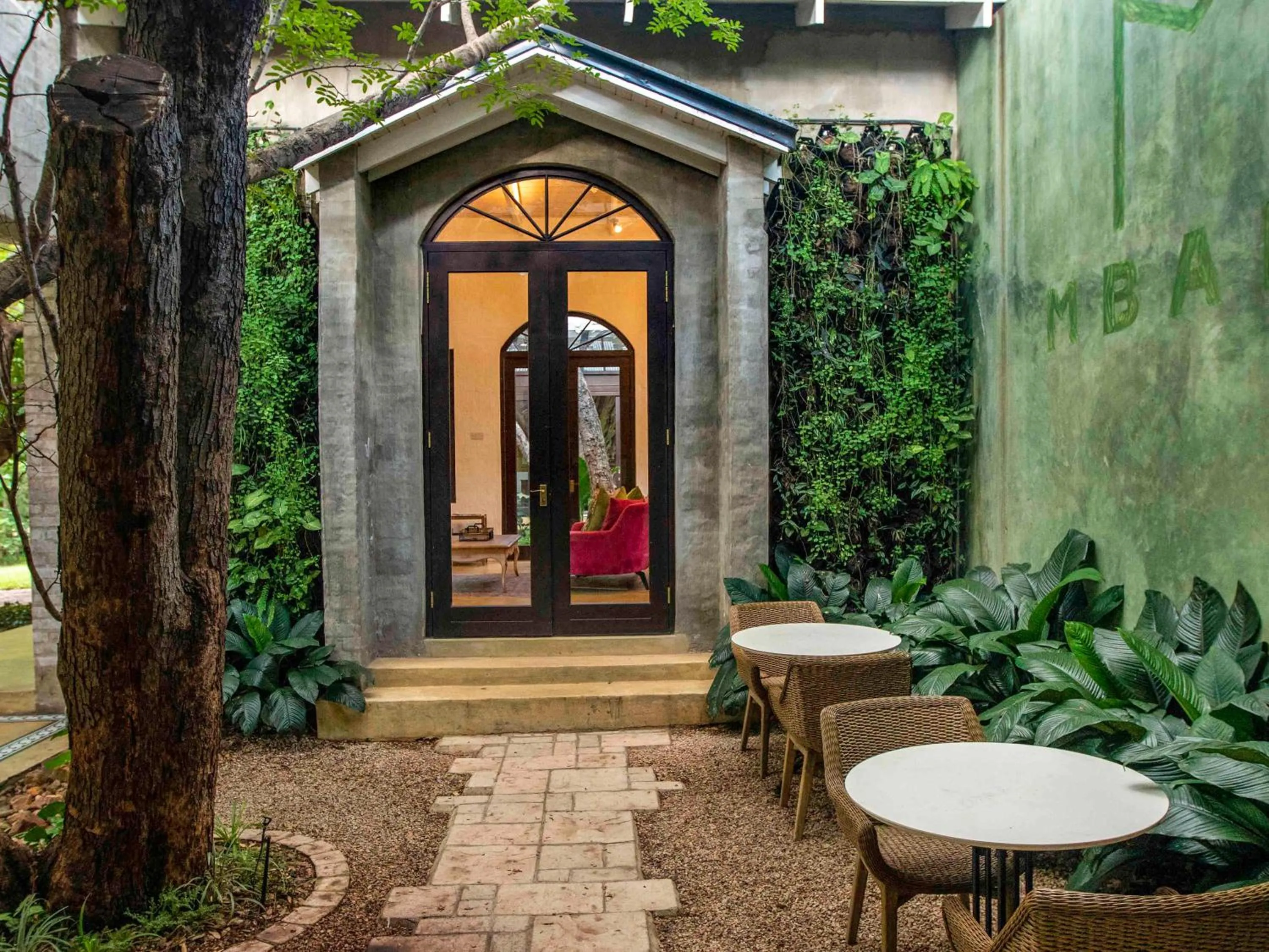 Property building in Mbano Manor Hotel Victoria Falls