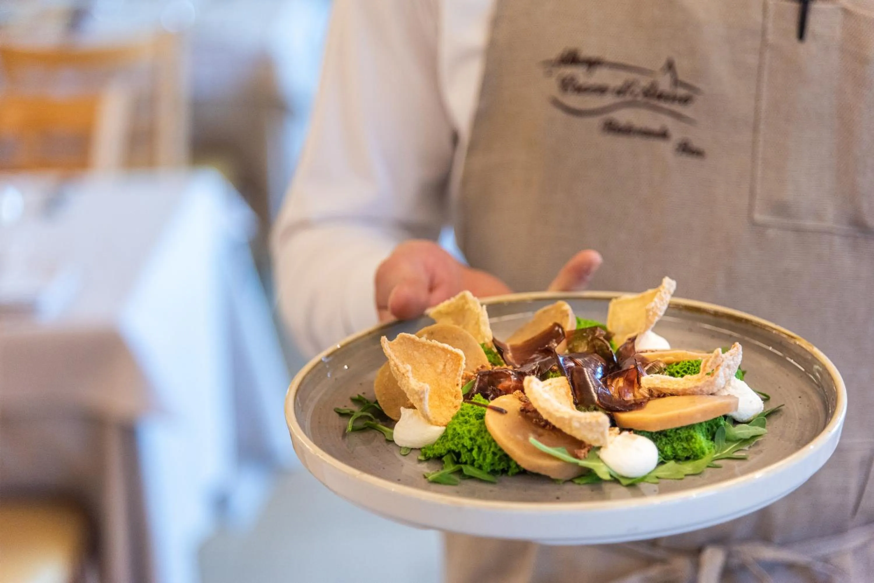 Restaurant/places to eat in Albergo Croce d'Aune