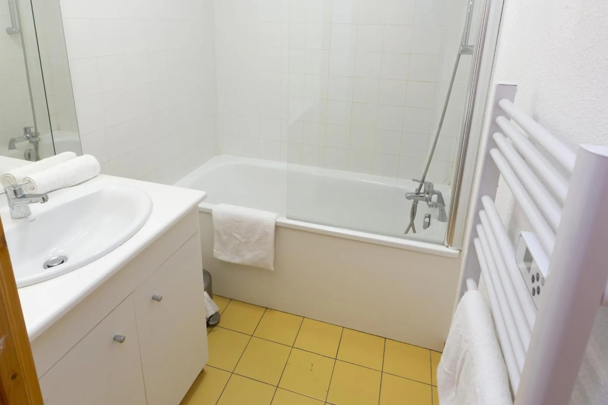 Bath in Résidence Odalys Le Buet