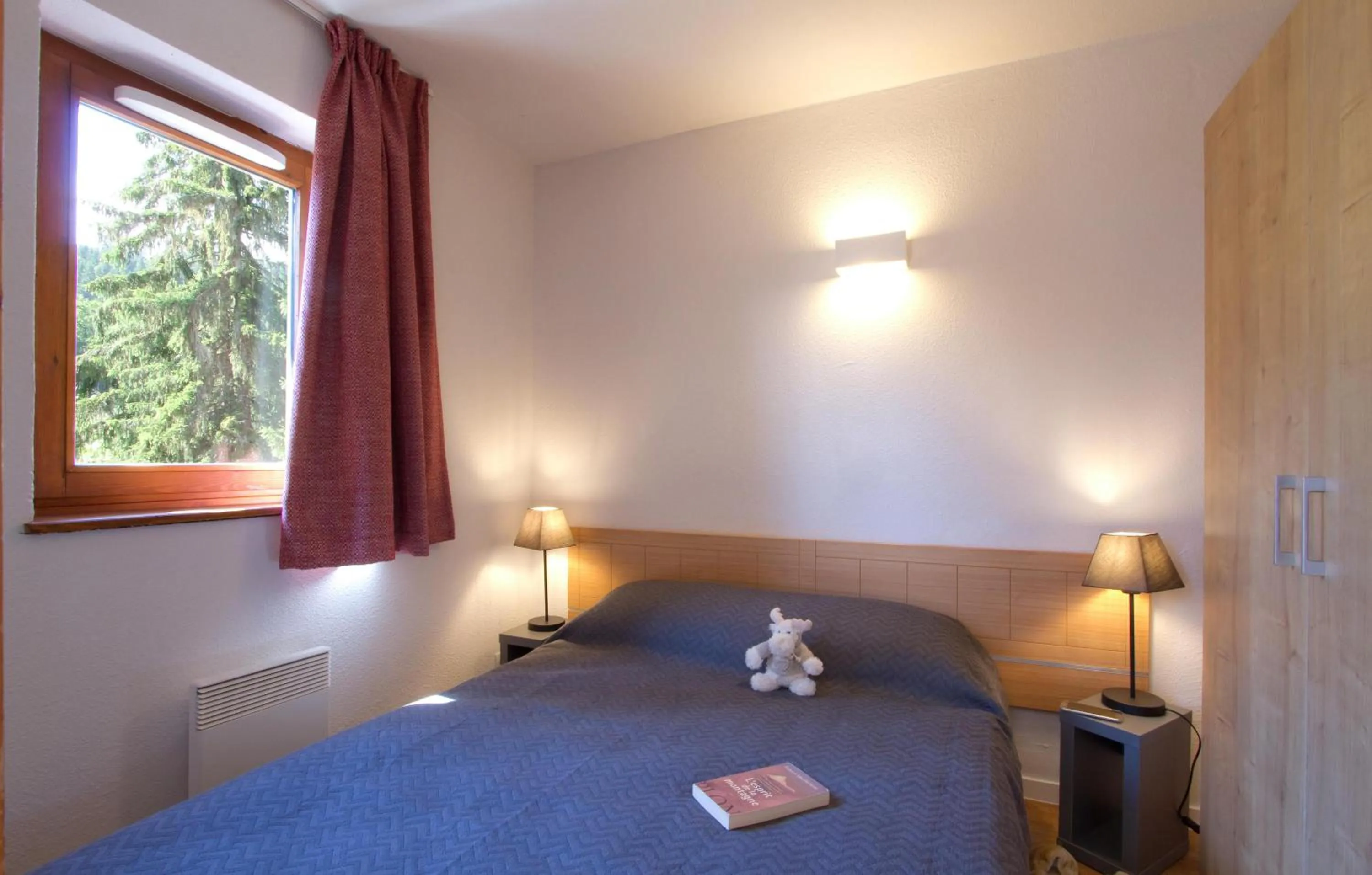 Bedroom, Bed in Résidence Odalys Le Buet