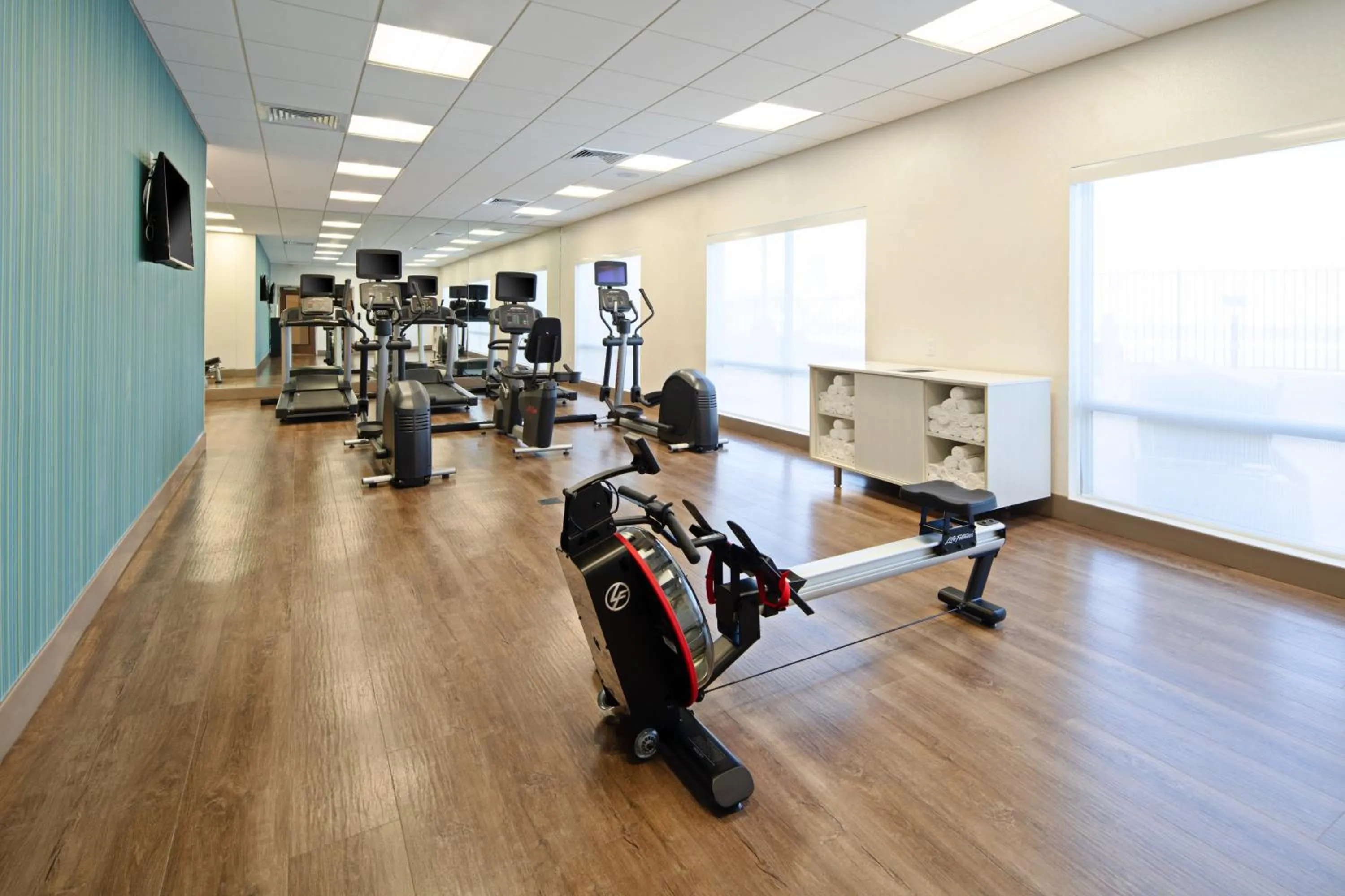 Fitness centre/facilities in Holiday Inn Express & Suites - Murrieta by IHG