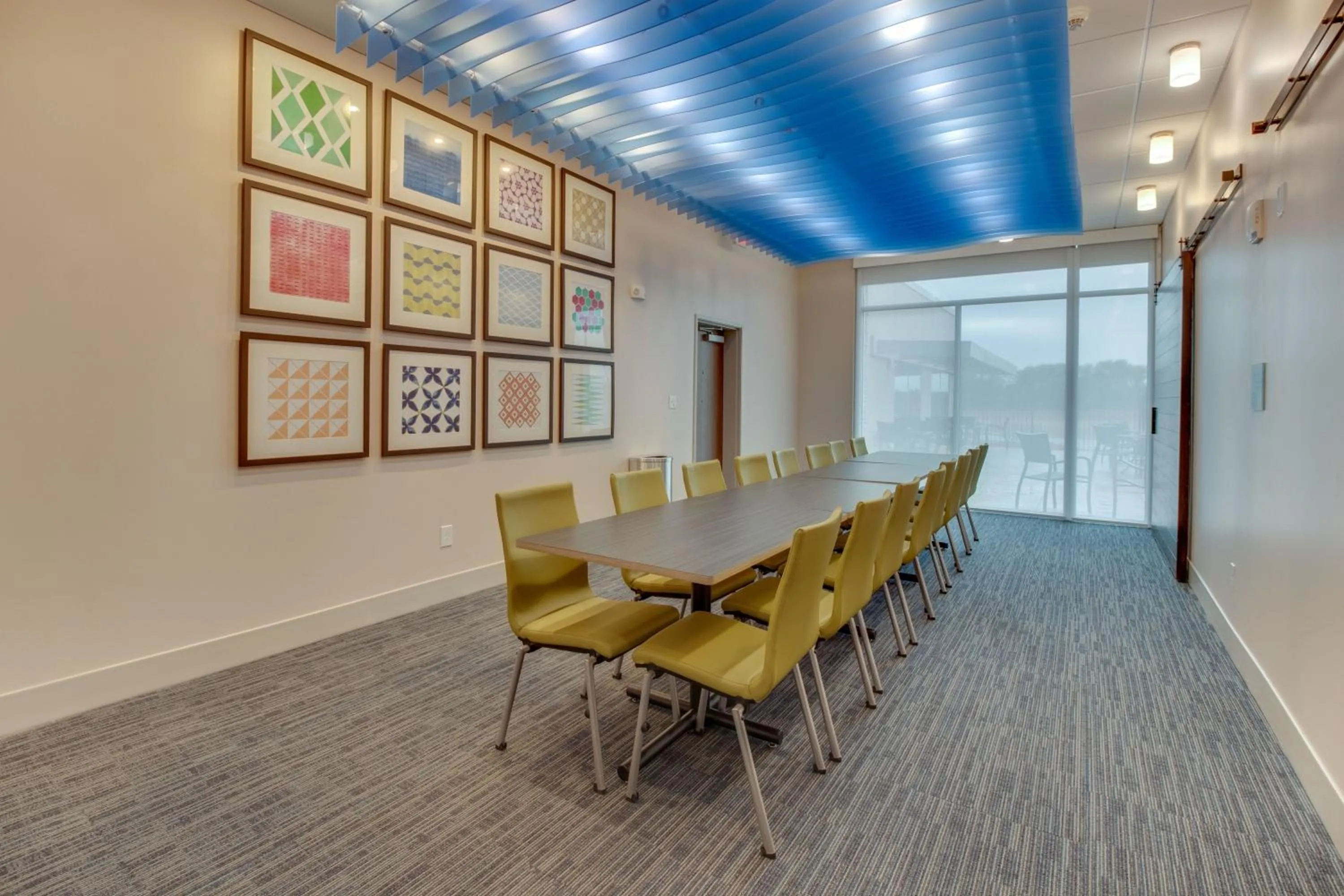 Meeting/conference room in Holiday Inn Express & Suites - Union City by IHG