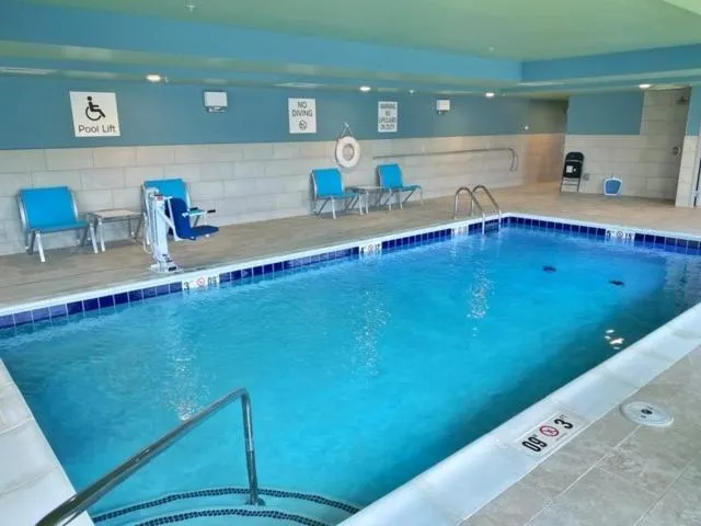 Holiday Inn Express & Suites - Union City by IHG