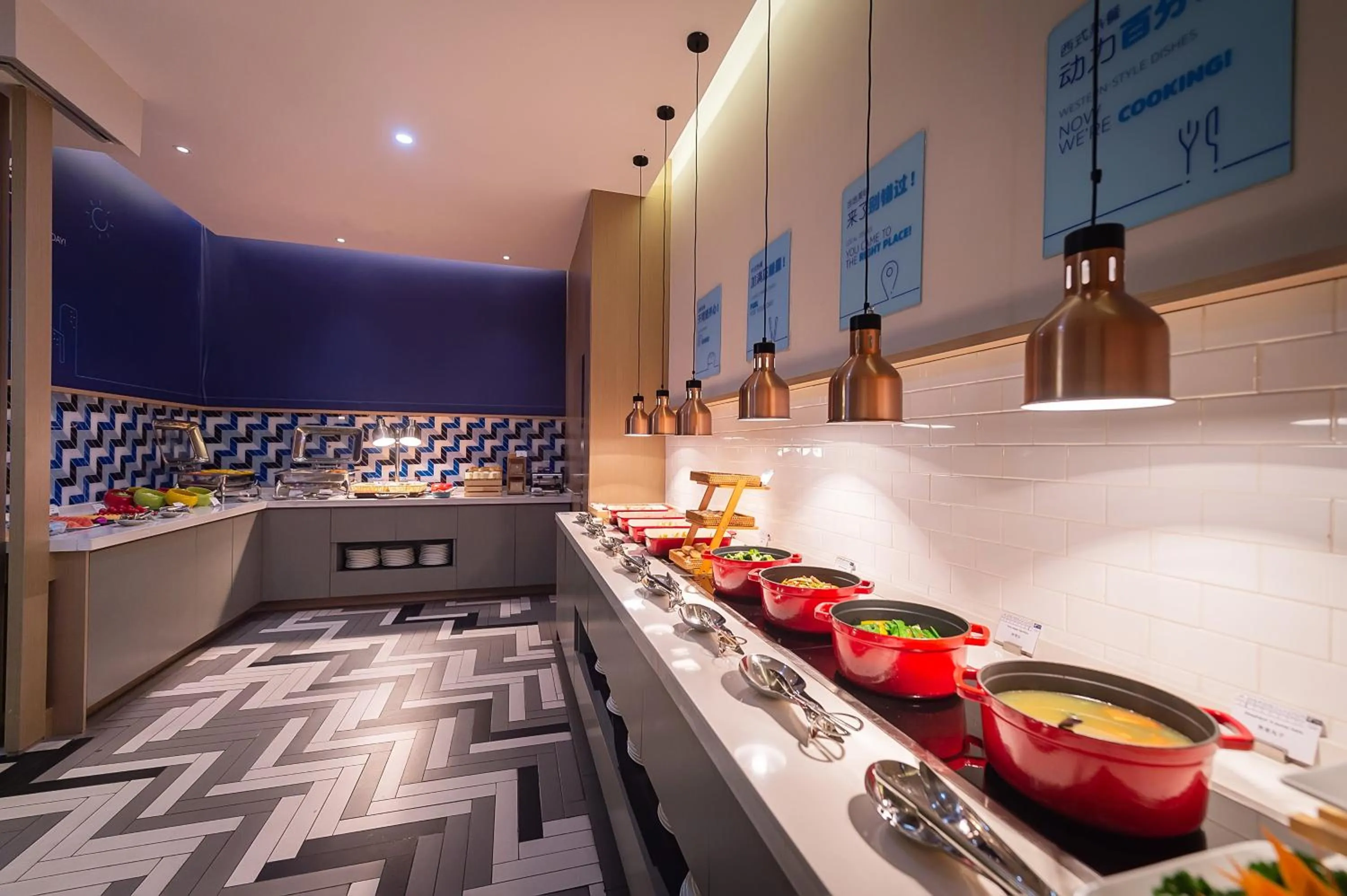 Breakfast in Holiday Inn Express Taizhou CMC by IHG