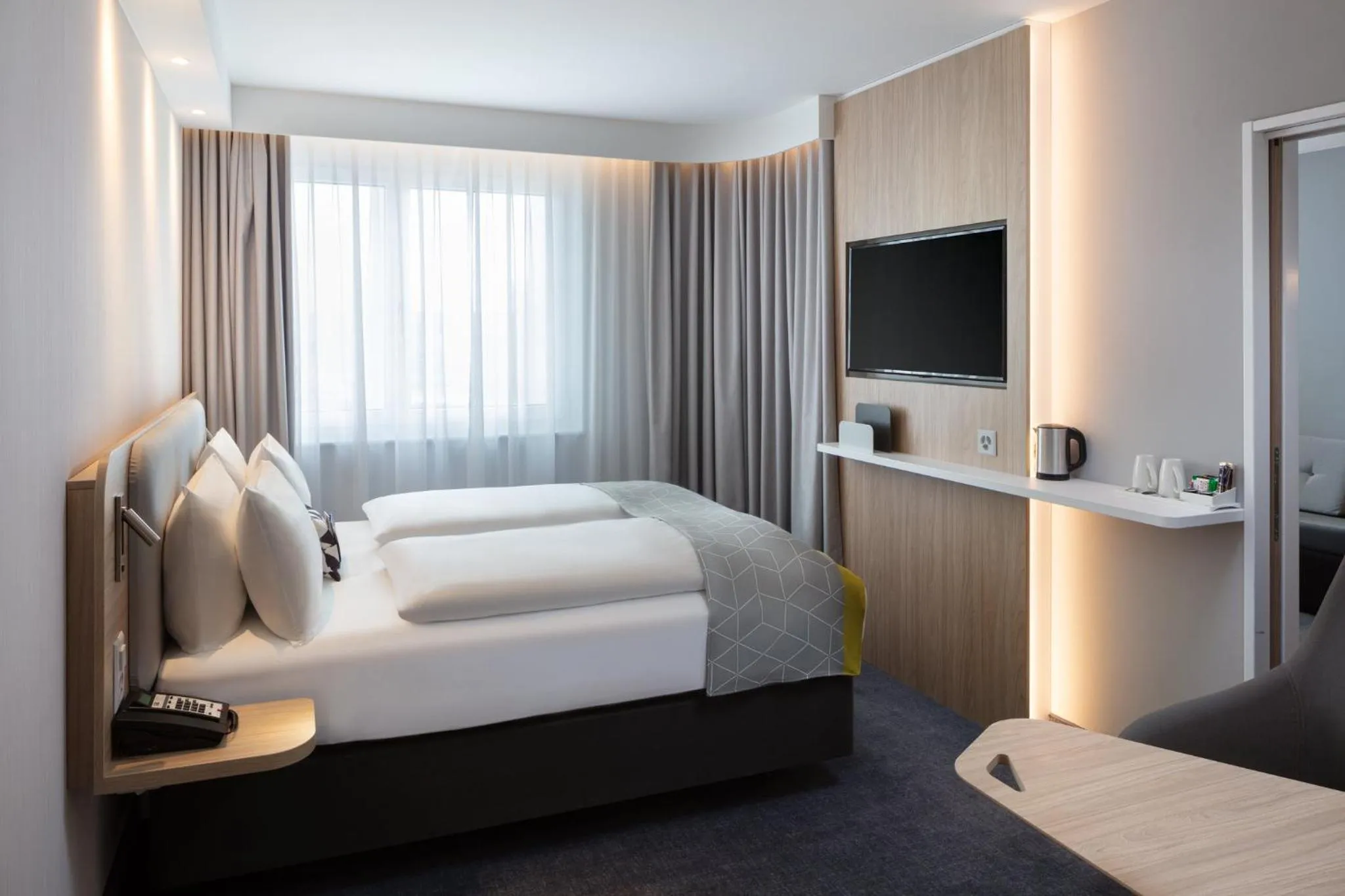 Photo of the whole room, Bed in Holiday Inn Express - Aarburg - Oftringen by IHG
