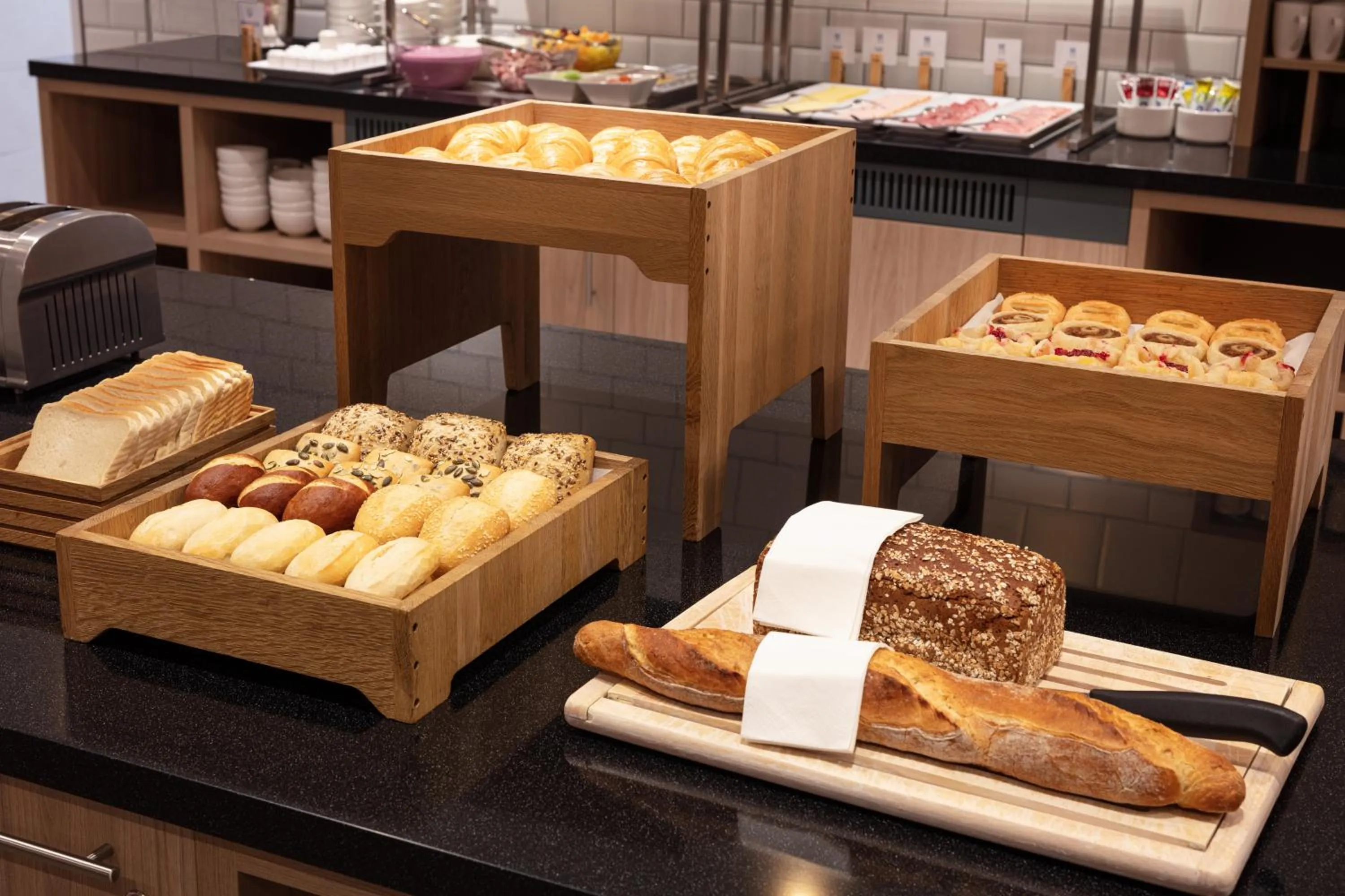 Breakfast in Holiday Inn Express - Aarburg - Oftringen by IHG