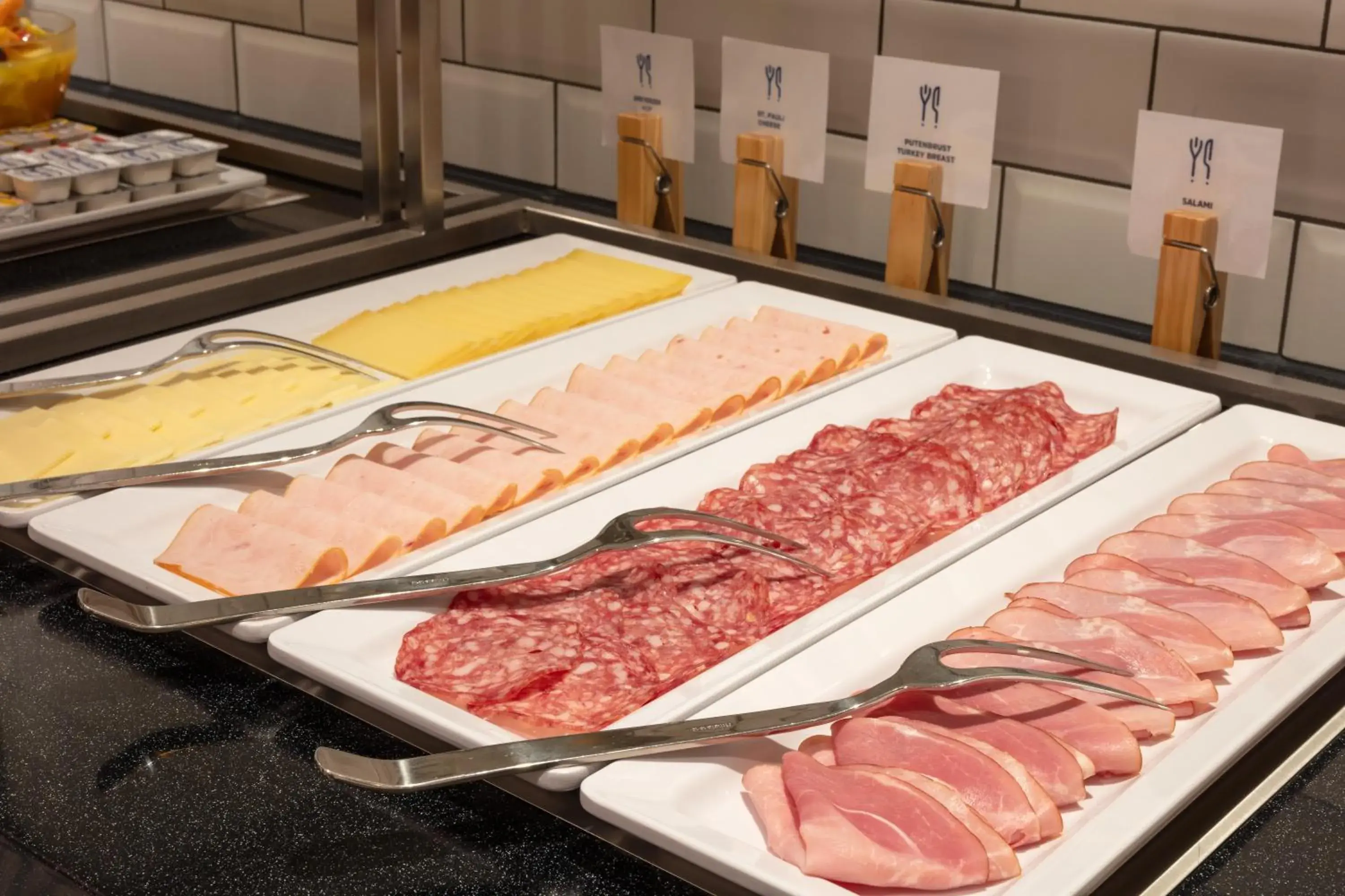 Restaurant/places to eat in Holiday Inn Express - Aarburg - Oftringen by IHG Restaurant/places to eat in Holiday Inn Express - Aarburg - Oftringen by IHG