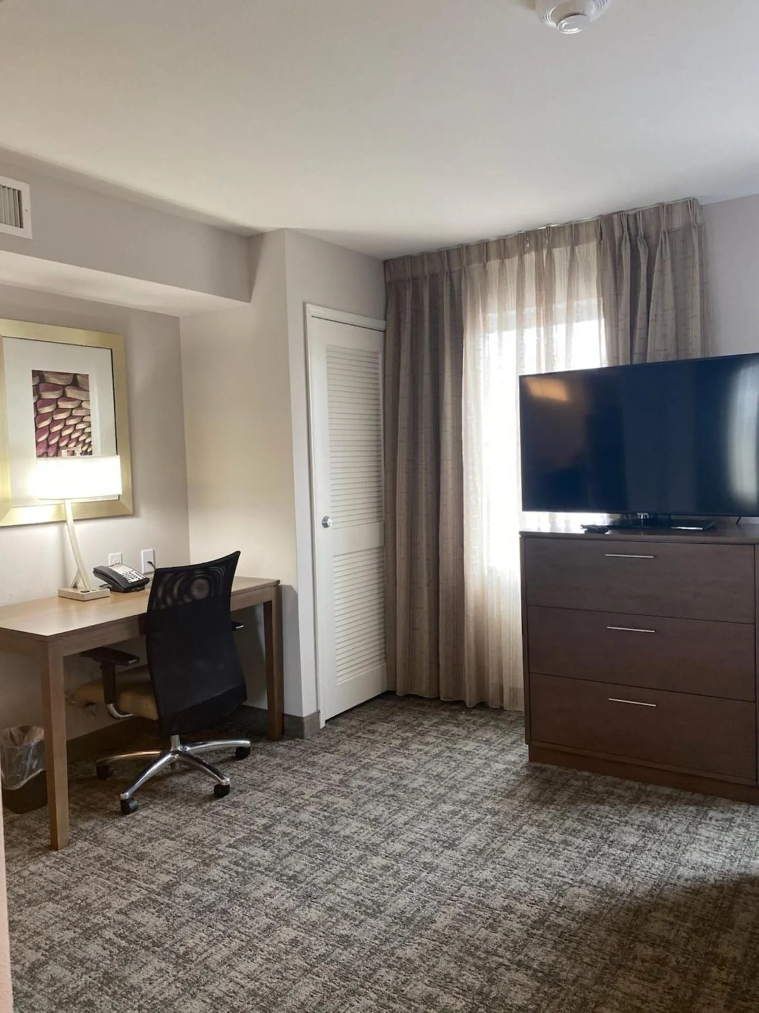 Photo of the whole room in Staybridge Suites - Orenco Station by IHG