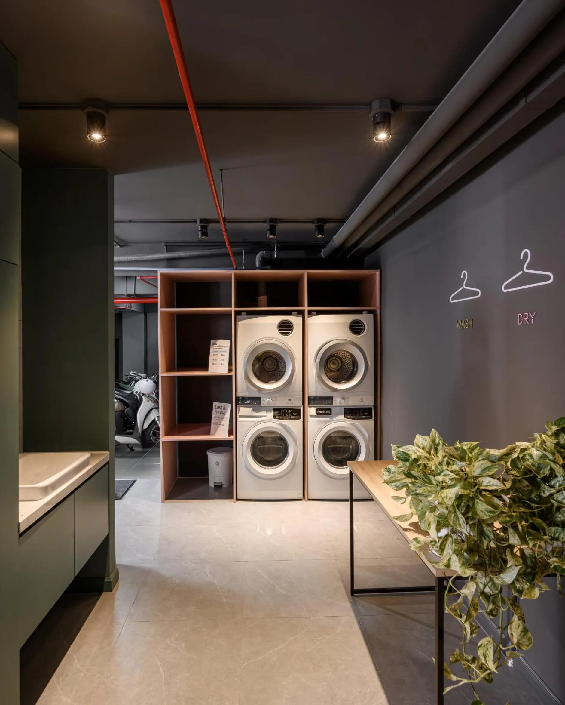 washing machine in Express by M Village Nguyễn Bỉnh Khiêm