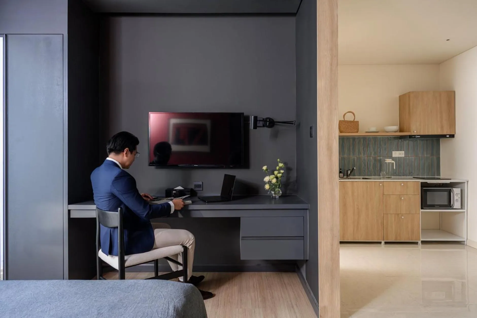 Photo of the whole room in Express by M Village Nguyễn Bỉnh Khiêm