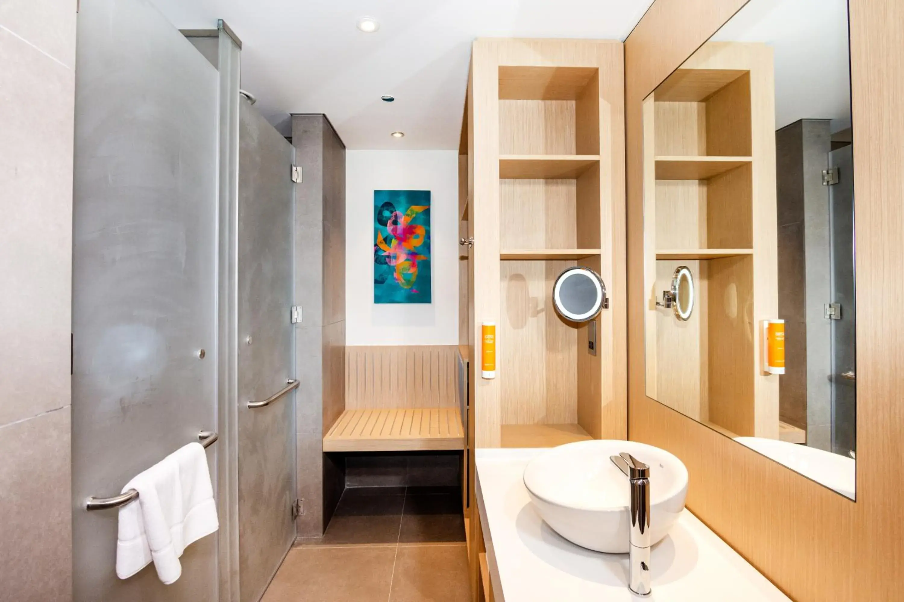 Interconnecting Family Room - Non Smoking in Premier Inn Dubai Dragon Mart Interconnecting Family Room - Non Smoking in Premier Inn Dubai Dragon Mart