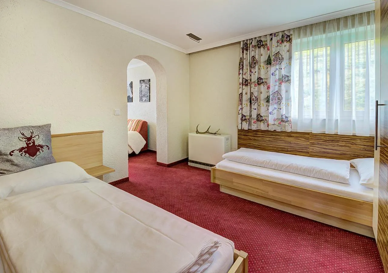 Photo of the whole room, Bed in Mountainlovers Berghotel SeidlAlm