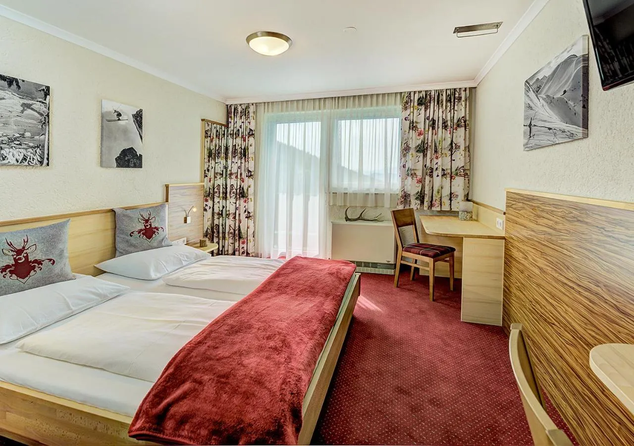 Bedroom, Bed in Mountainlovers Berghotel SeidlAlm