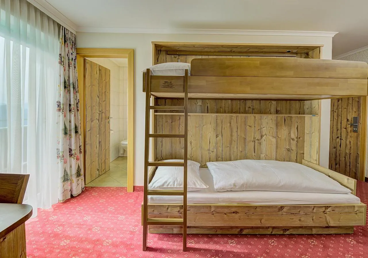bunk bed, Bed in Mountainlovers Berghotel SeidlAlm