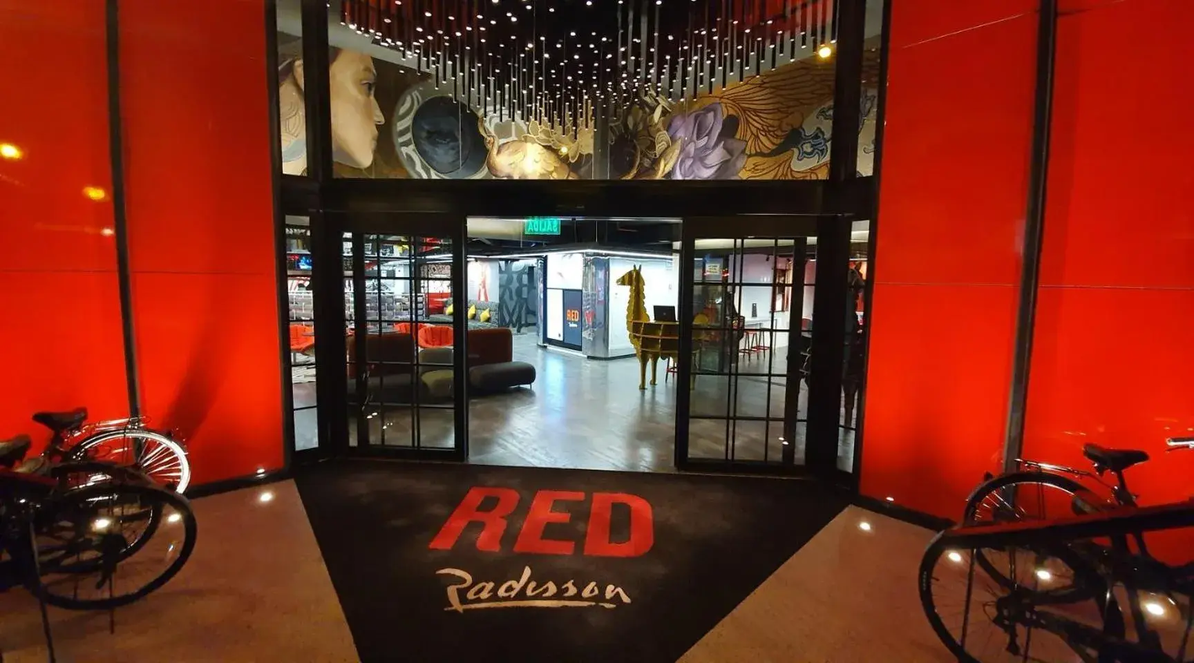 Facade/entrance in Radisson RED Miraflores Facade/entrance in Radisson RED Miraflores