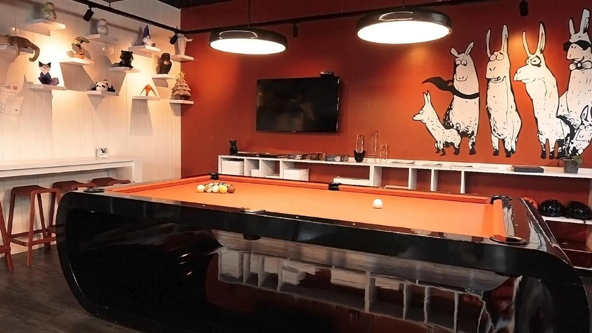 Entertainment in Radisson RED Miraflores