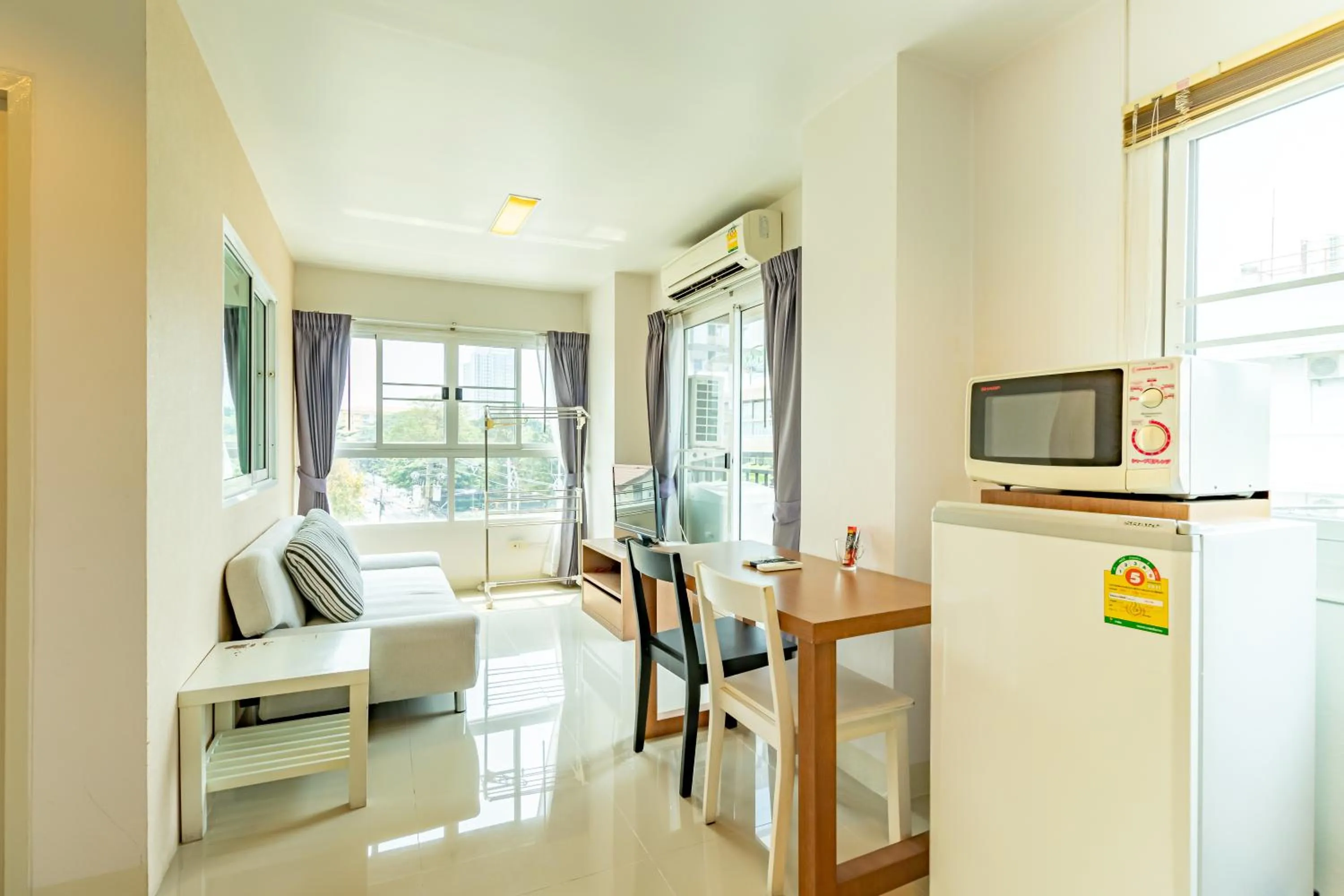 Living room in Ascella Sukhumvit 38 - Thonglor