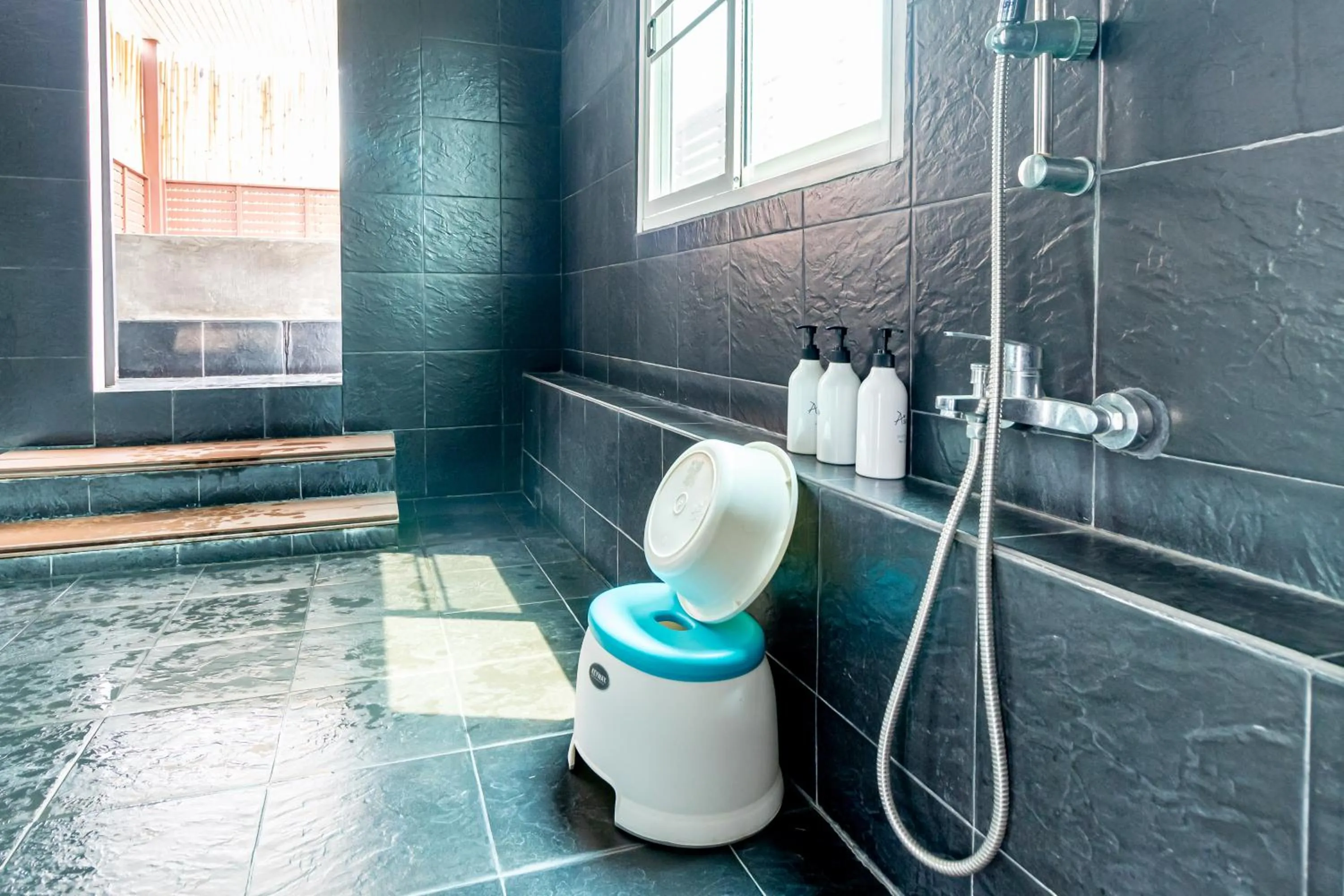 Bathroom in Ascella Sukhumvit 38 - Thonglor