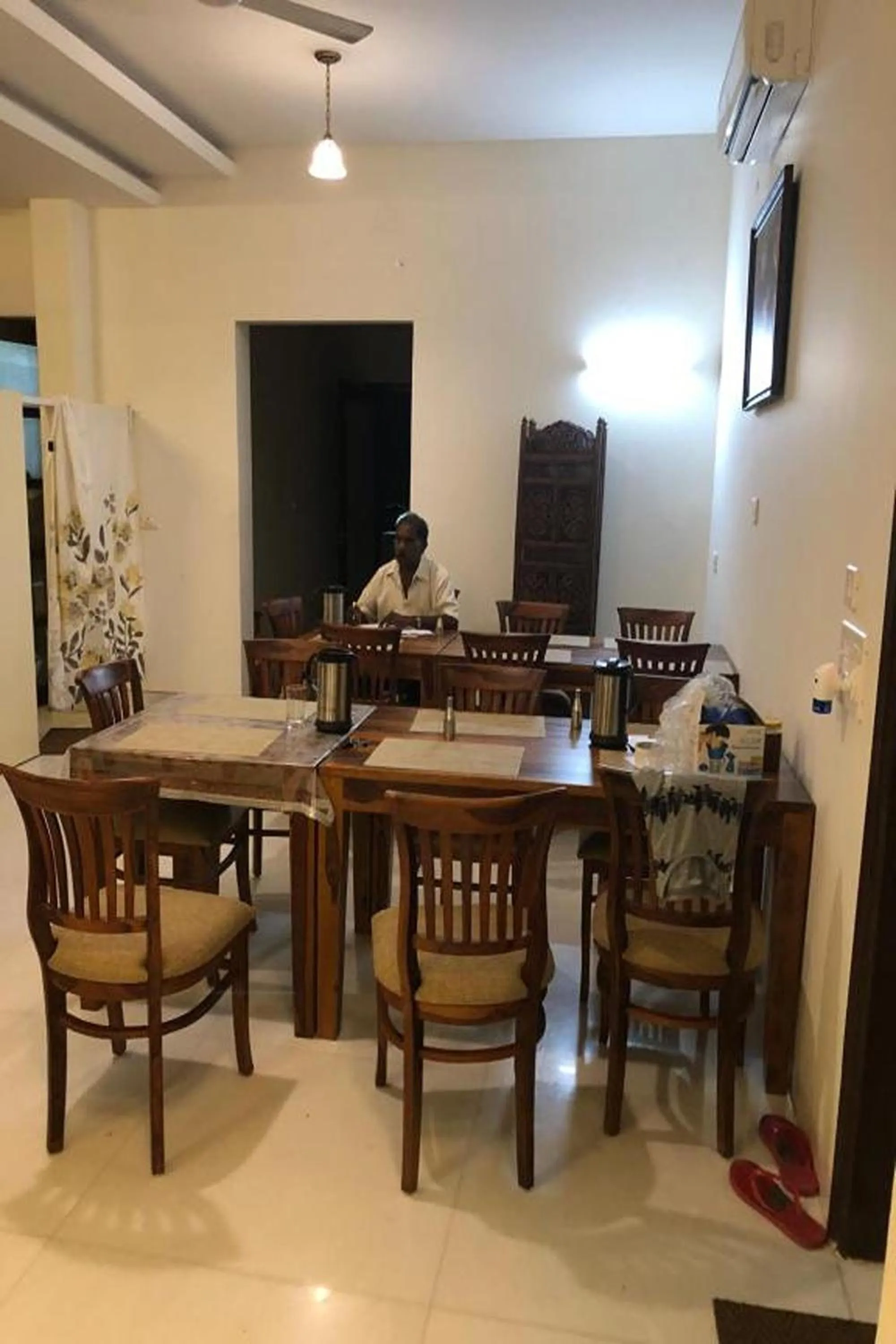 Restaurant/places to eat in Hotel Dior Near Jal Mahal, Jaipur