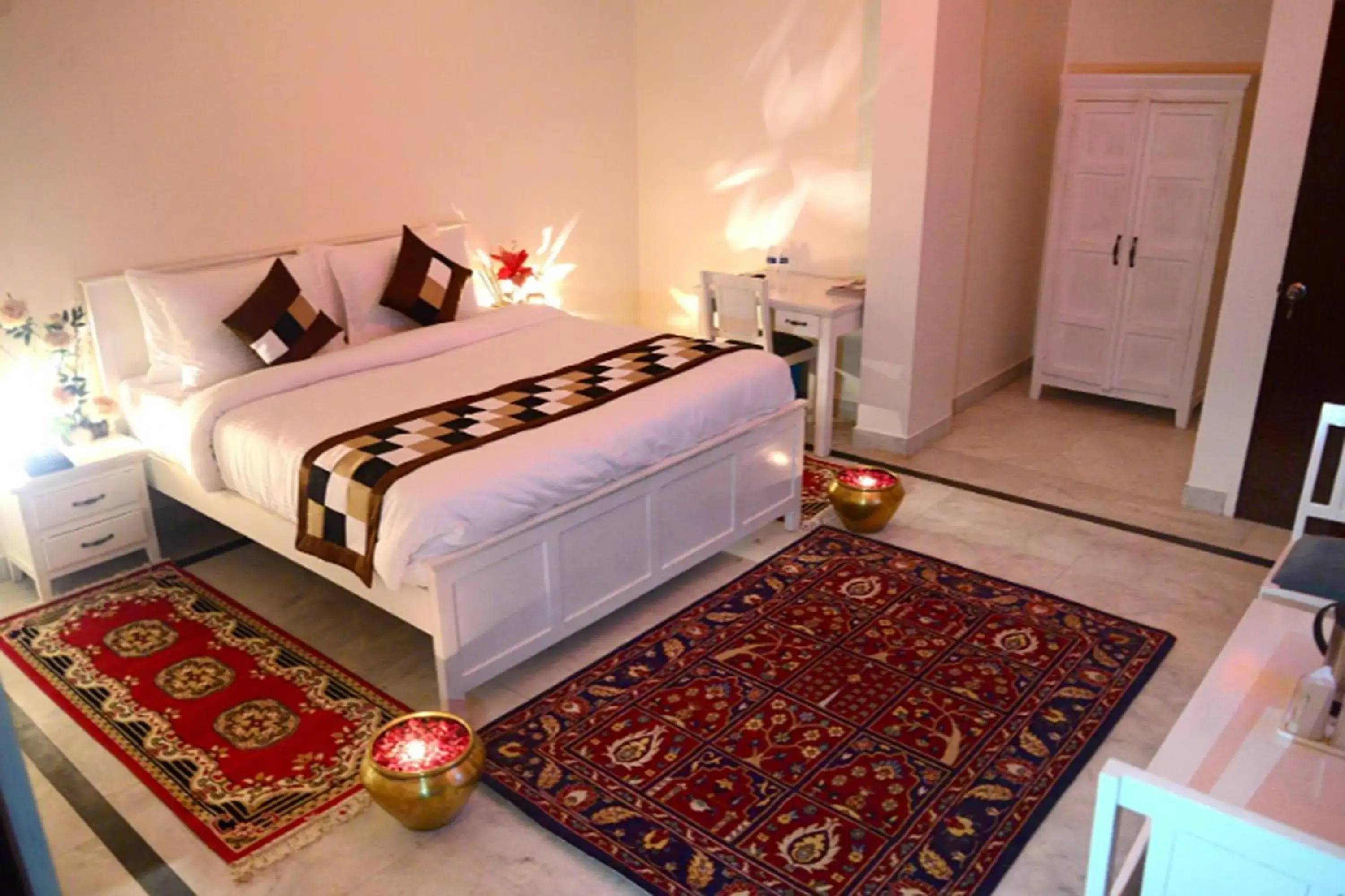 Hotel Dior Near Jal Mahal, Jaipur Hotel Dior Near Jal Mahal, Jaipur