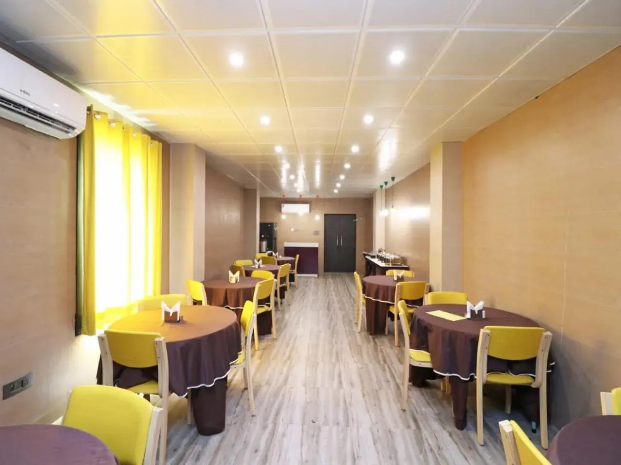 Restaurant/places to eat in Ace Prime Hotel Restaurant/places to eat in Ace Prime Hotel