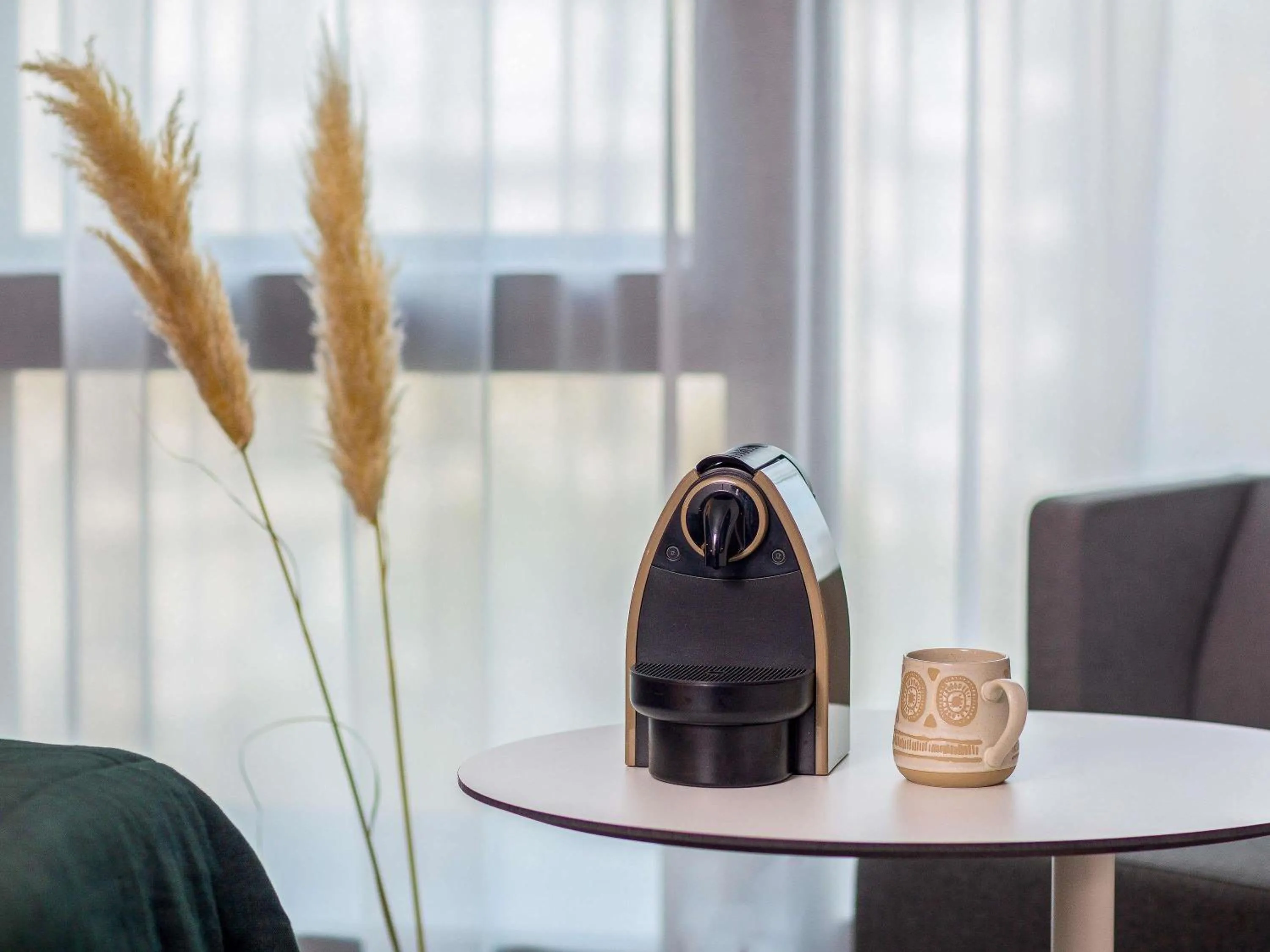 Bedroom in Novotel Paris Porte Versailles