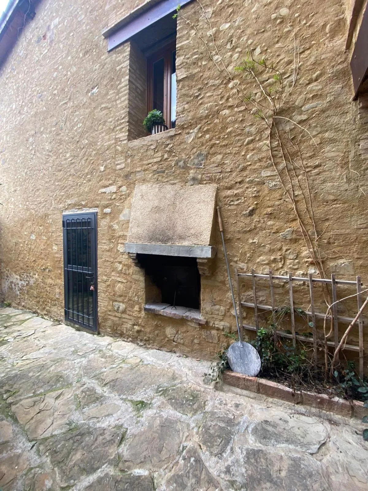 Inner courtyard view in Campora House