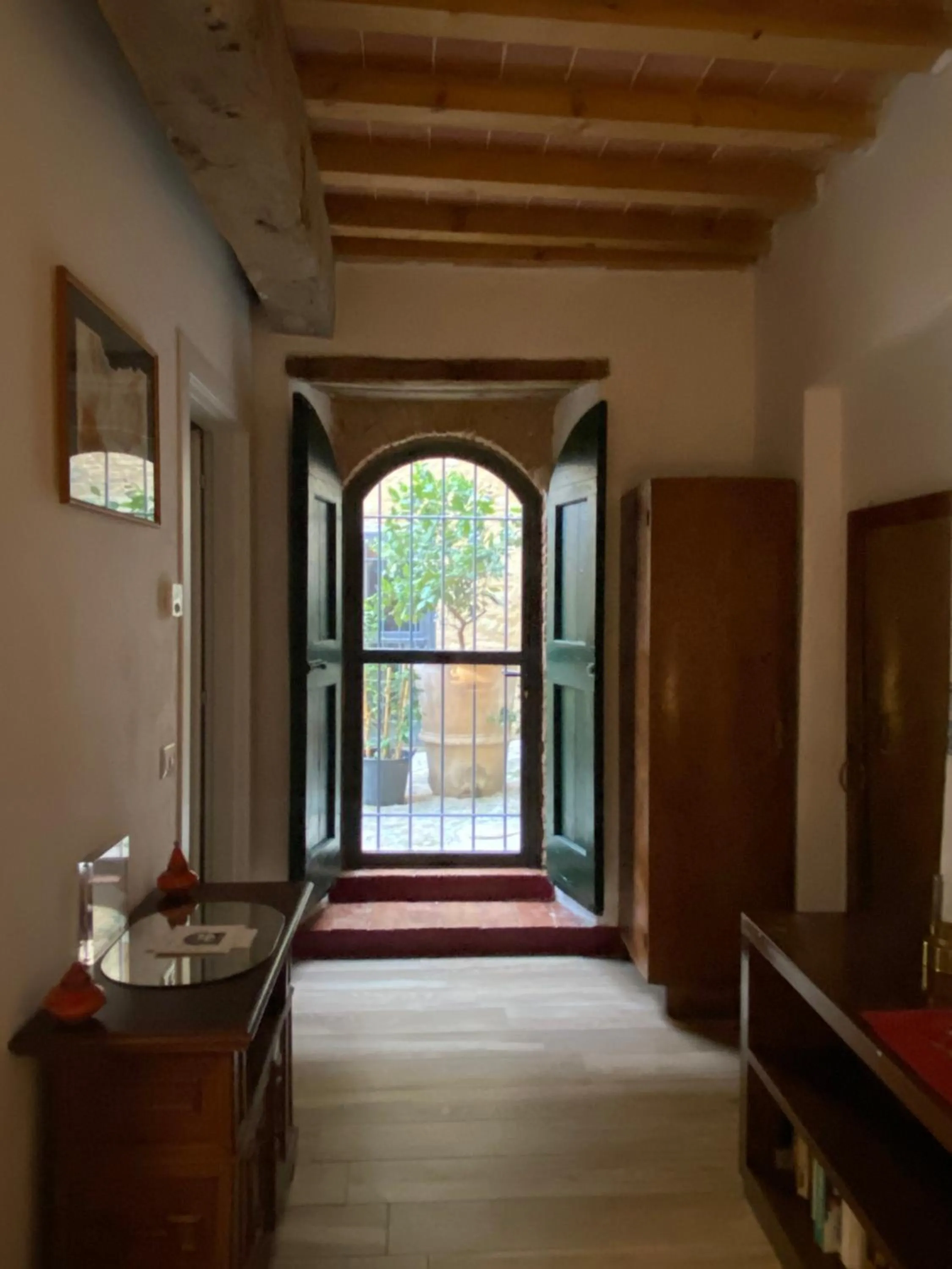 Facade/entrance in Campora House
