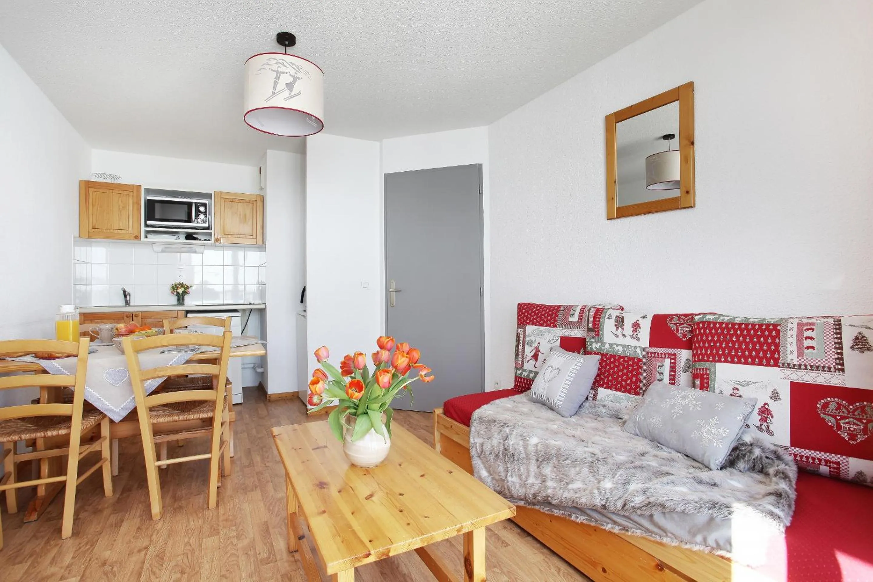 Kitchen or kitchenette in Résidence Odalys Les Balcons du Soleil