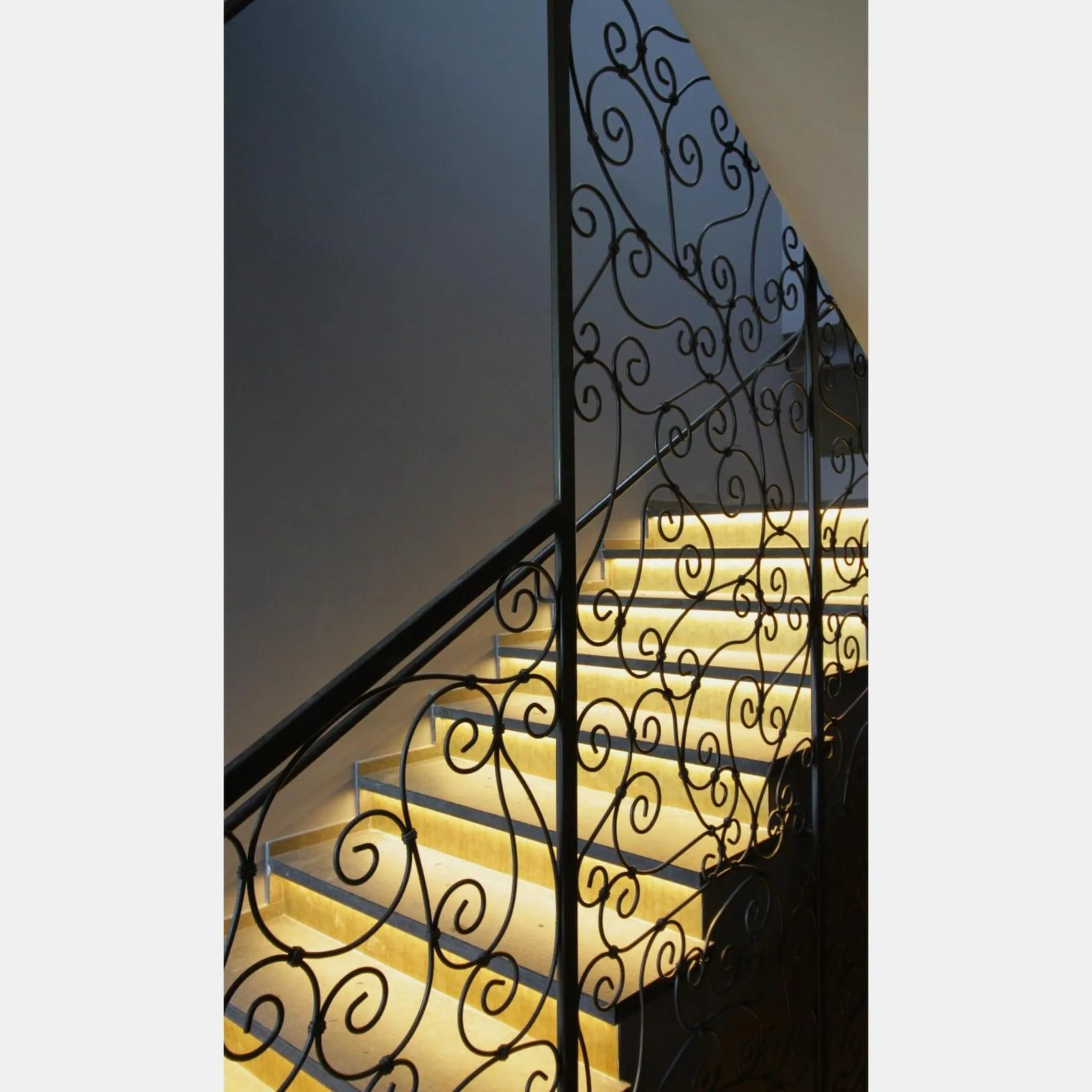 Decorative detail, Bed in Deville & Spa