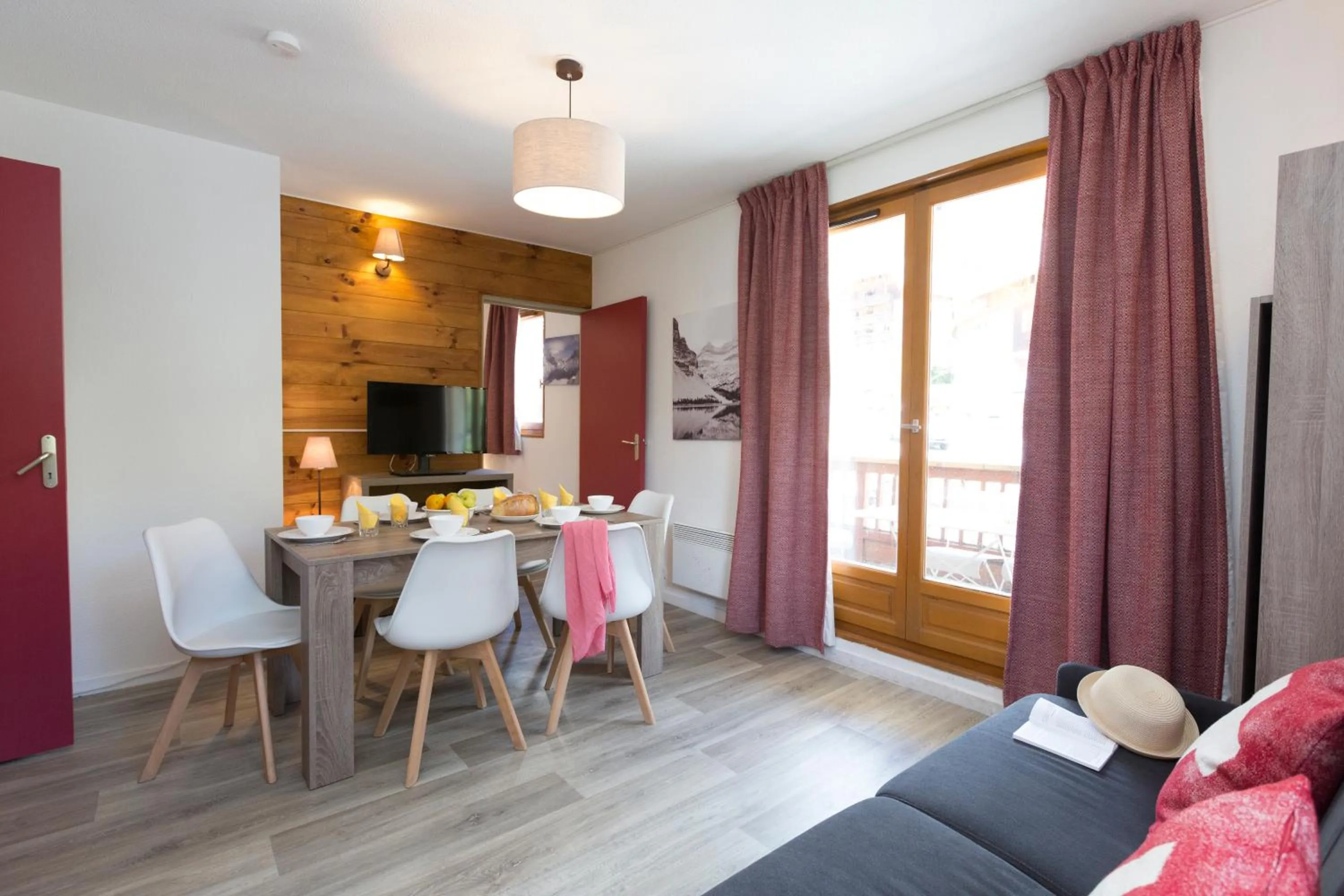 Kitchen or kitchenette in Résidence Odalys Les Sybelles