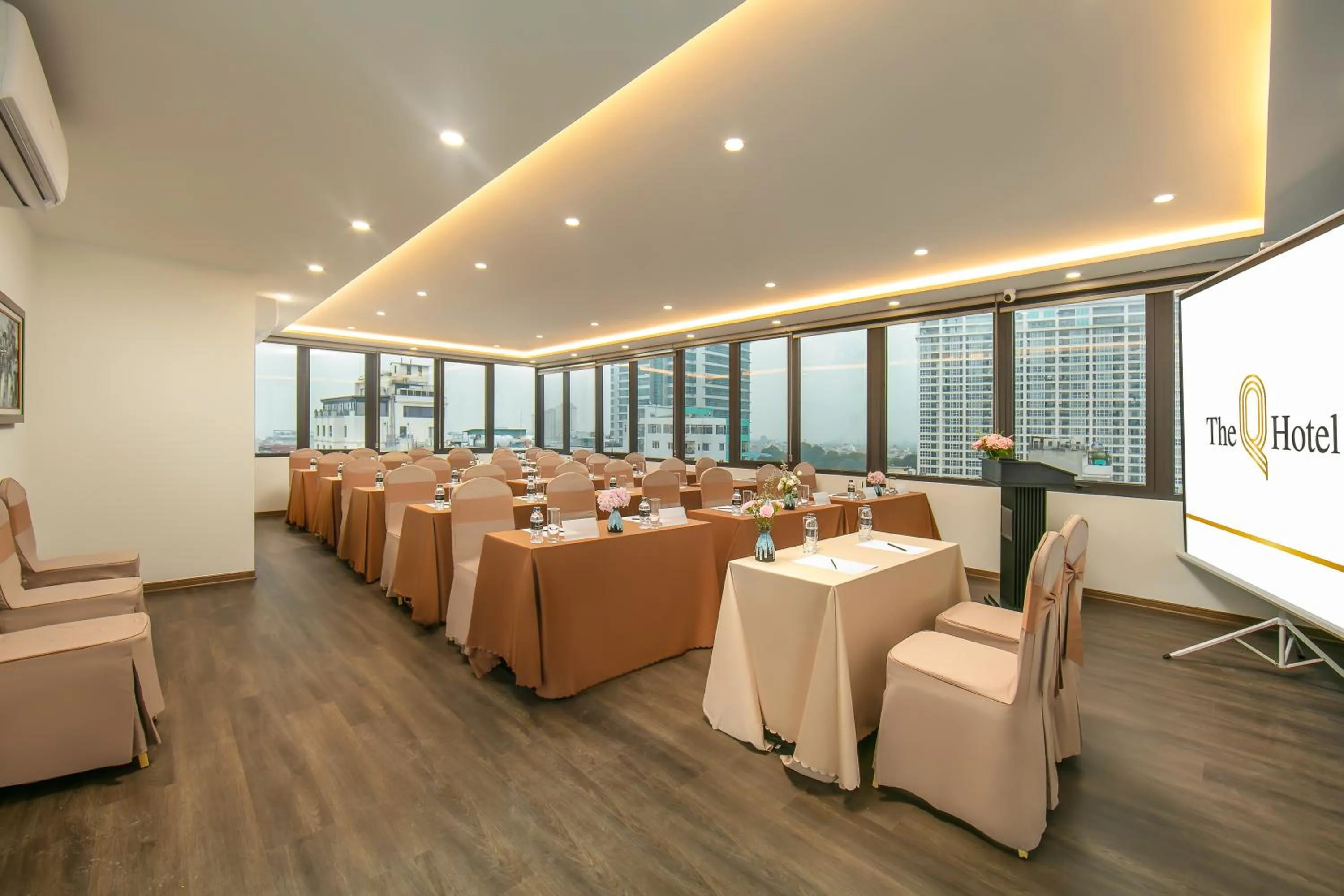 Meeting/conference room in The Q Hotel