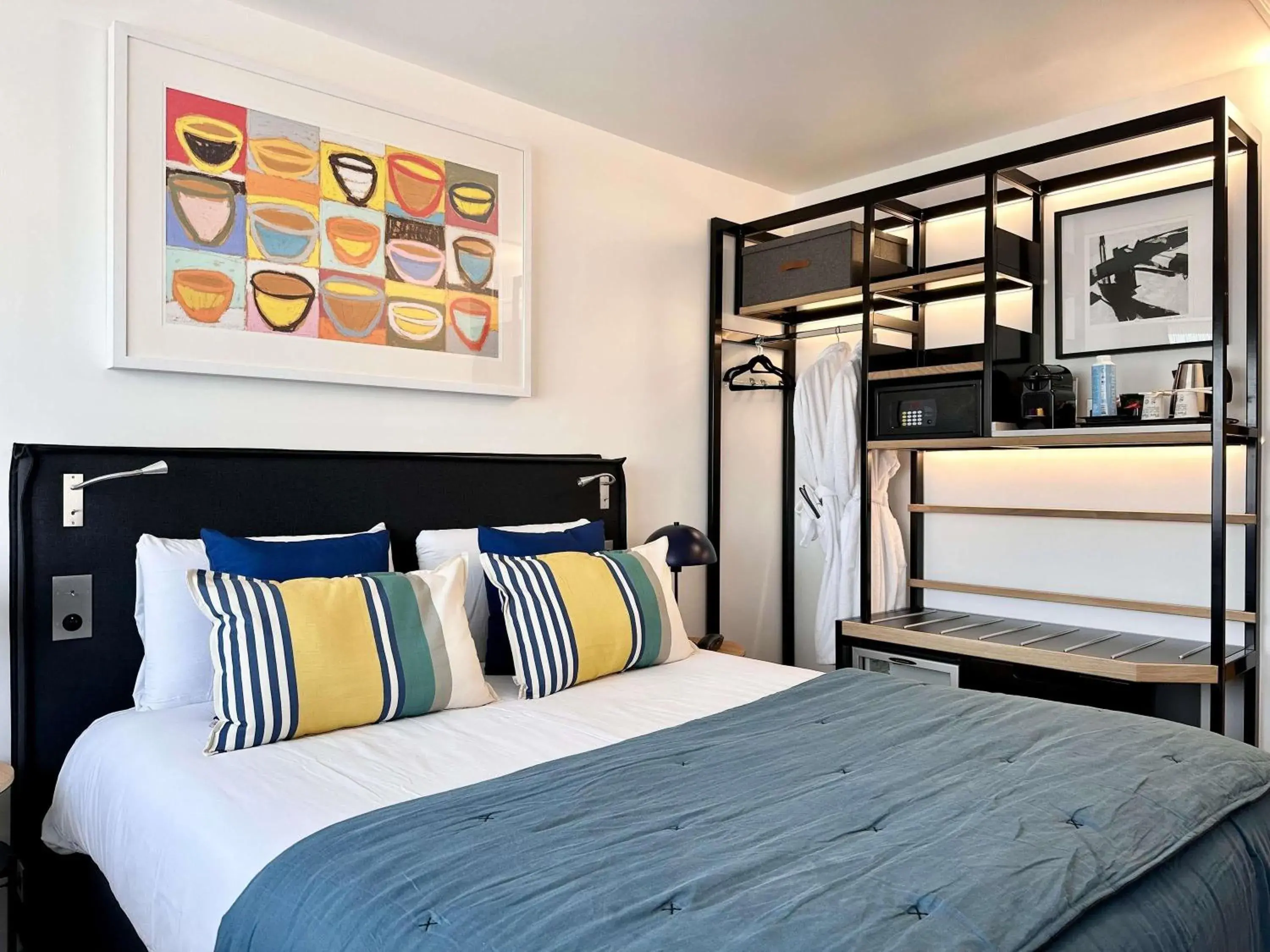 Bedroom, Bed in Mercure Périgueux Centre Historique Bedroom, Bed in Mercure Périgueux Centre Historique