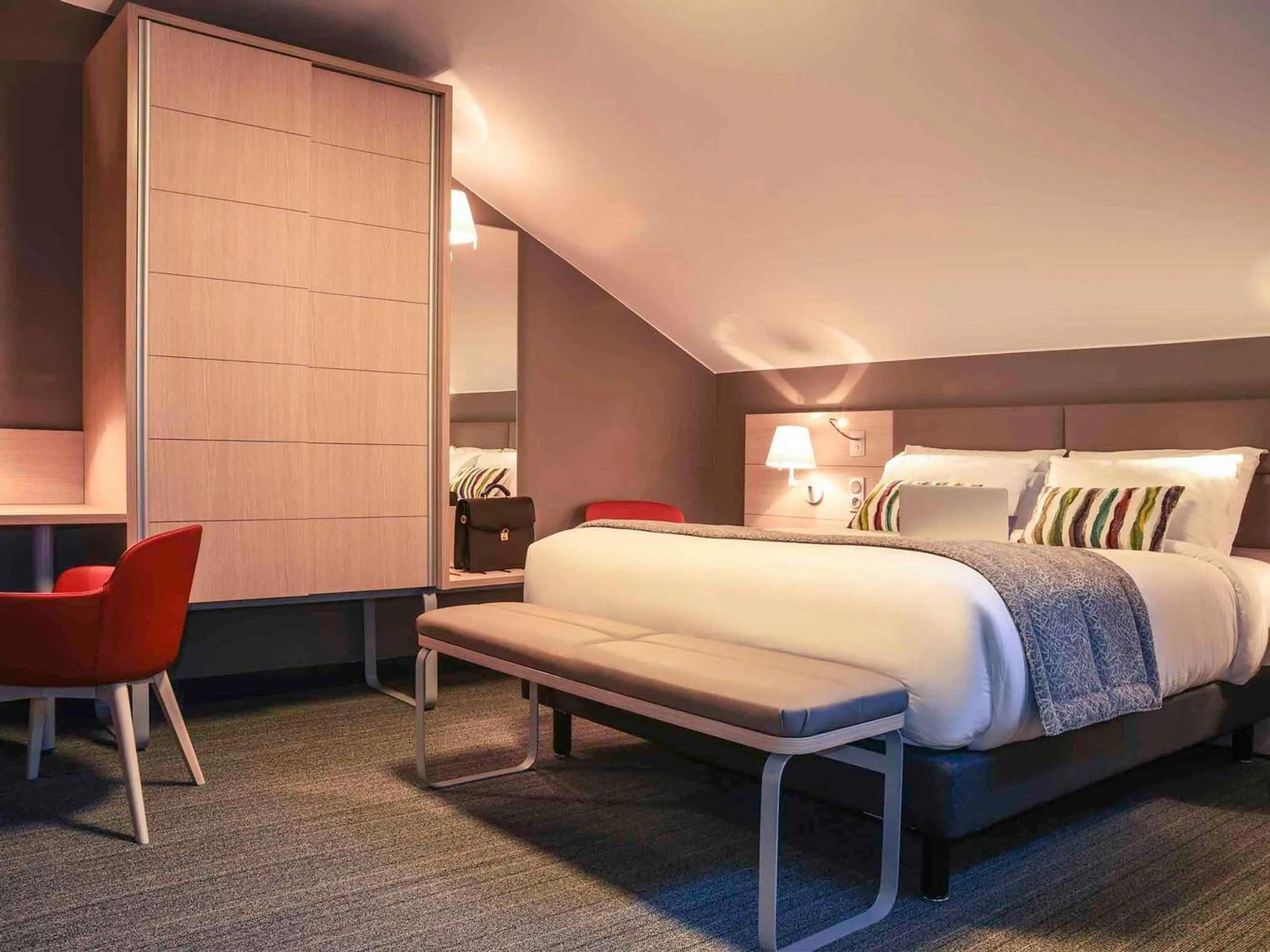 Bedroom, Bed in Mercure Périgueux Centre Historique