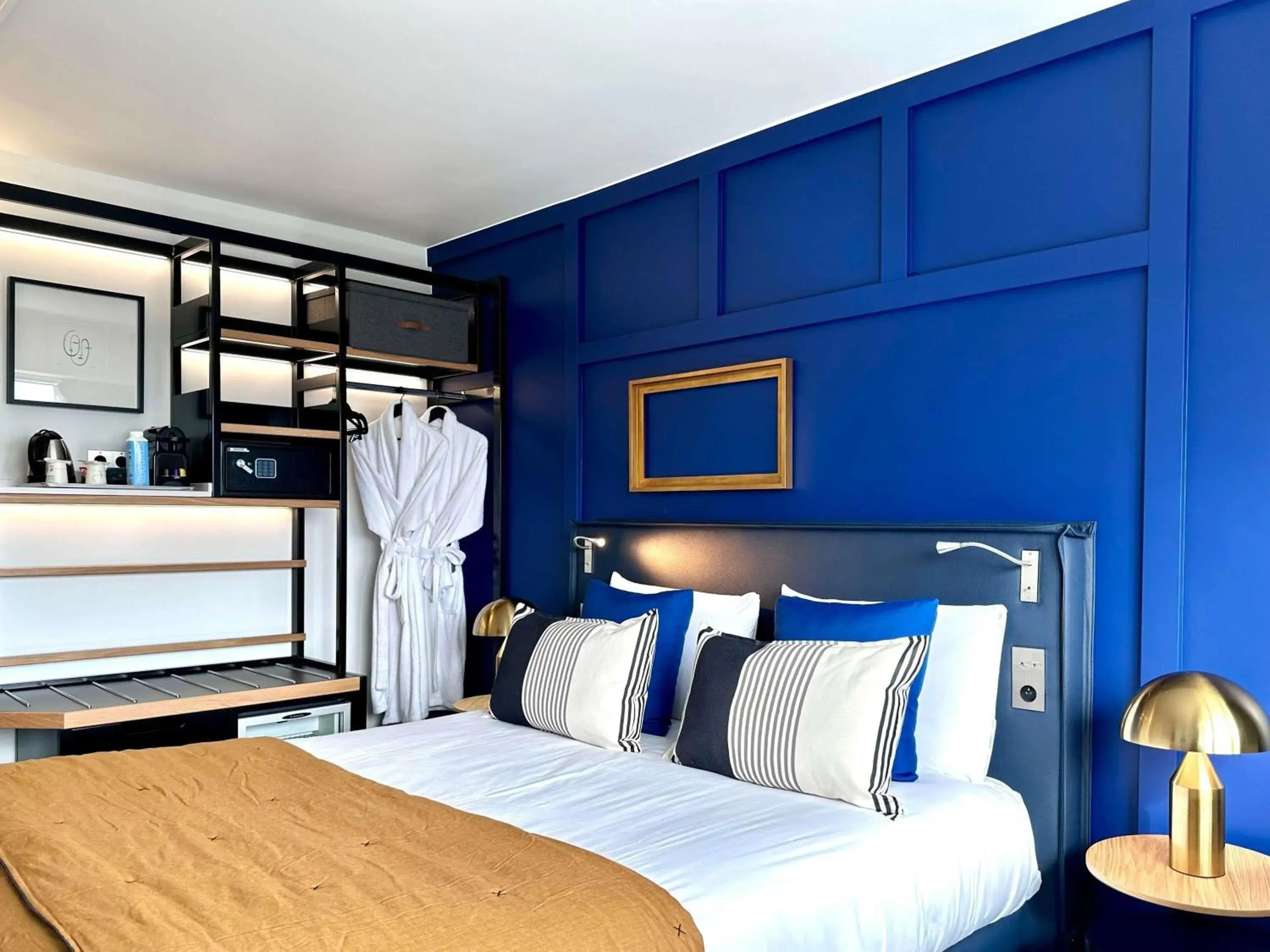 Property building, Bed in Mercure Périgueux Centre Historique Property building, Bed in Mercure Périgueux Centre Historique