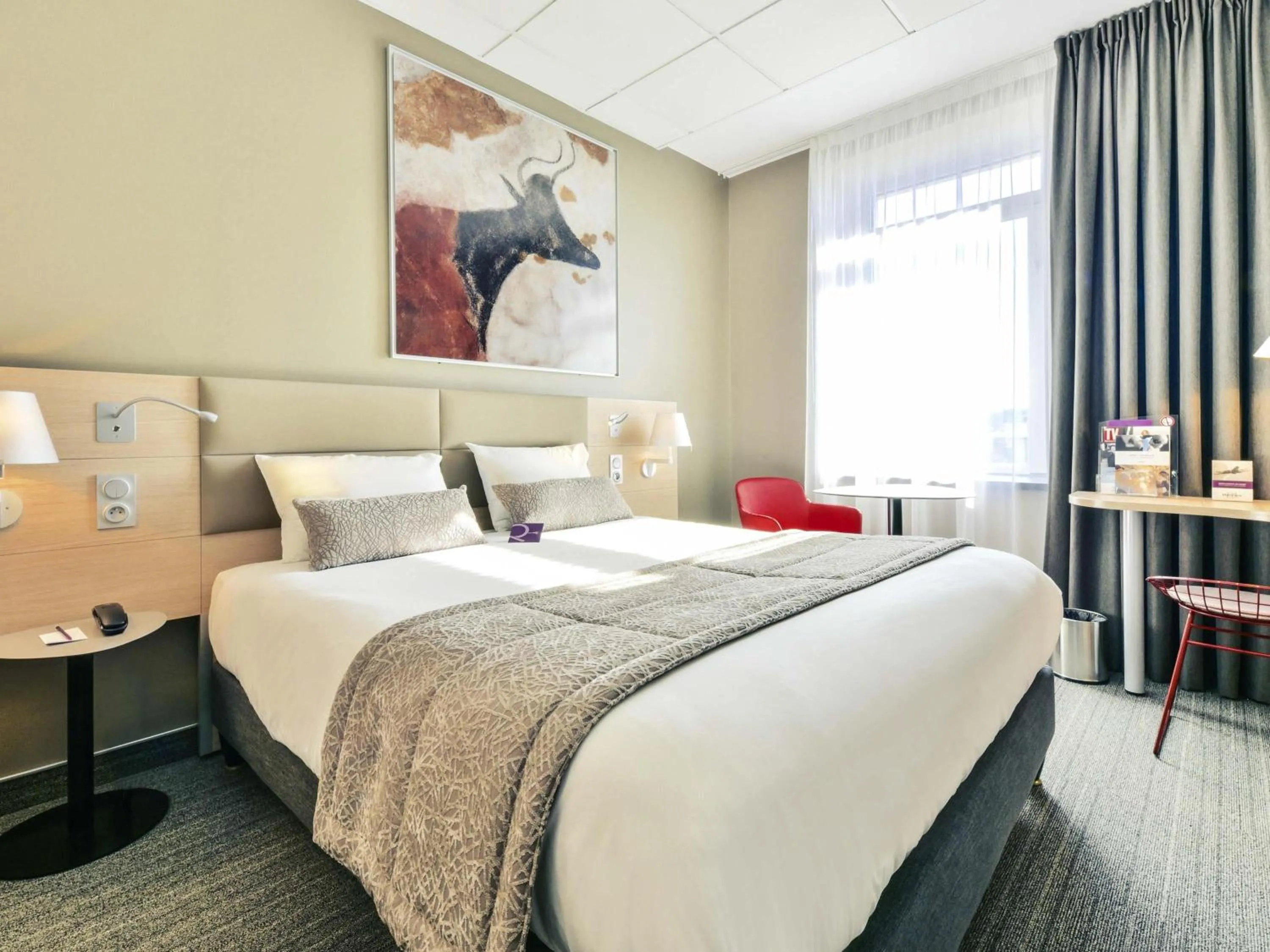 Bedroom, Bed in Mercure Périgueux Centre Historique